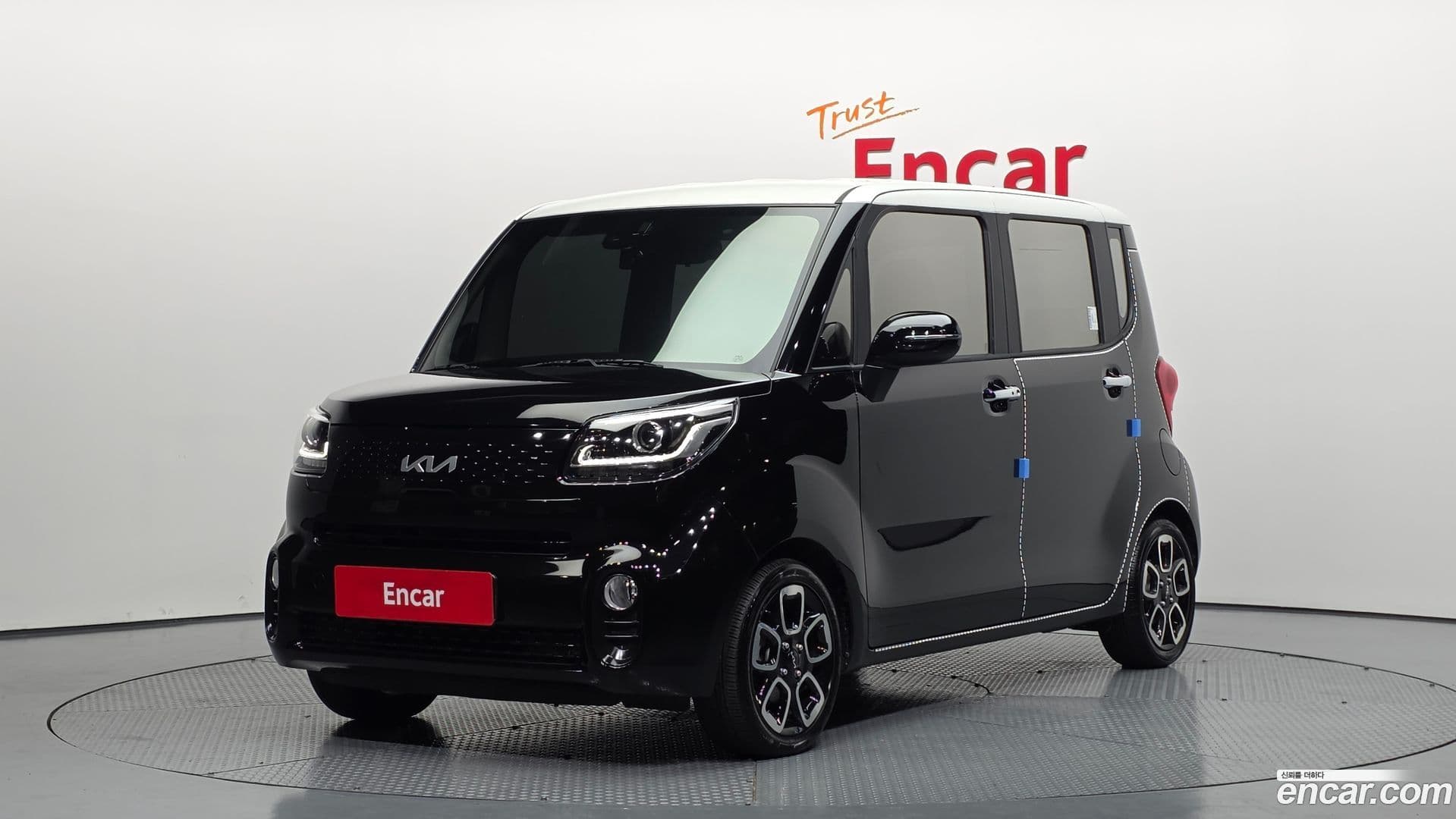 Main__Slider__Photo:RAY Kia 2022.3-0