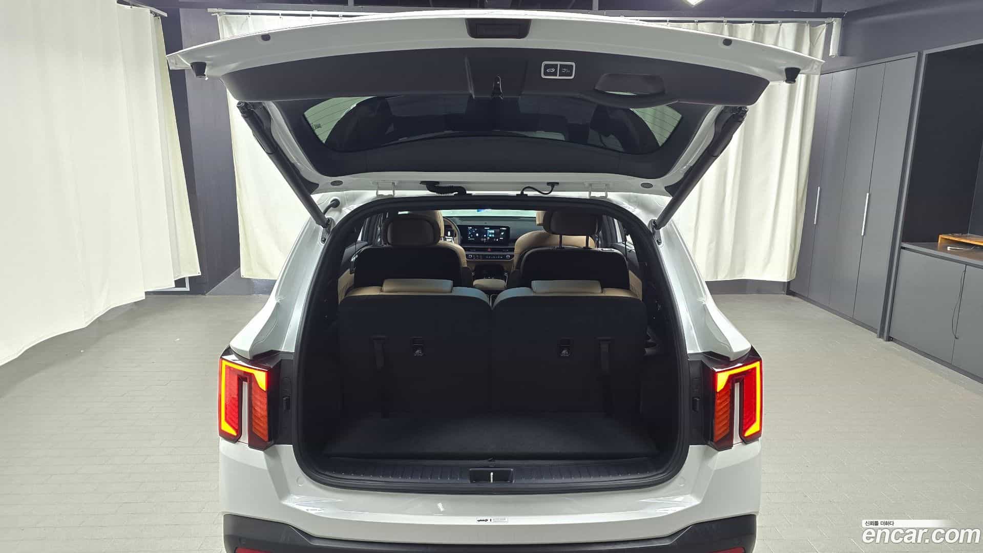 Sorento Kia 2023.10-OPTION-046