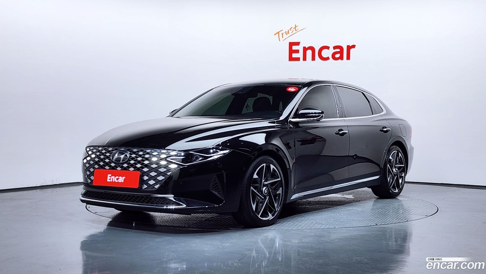 Main__Slider__Photo:Grandeur Hyundai 2020.2-0