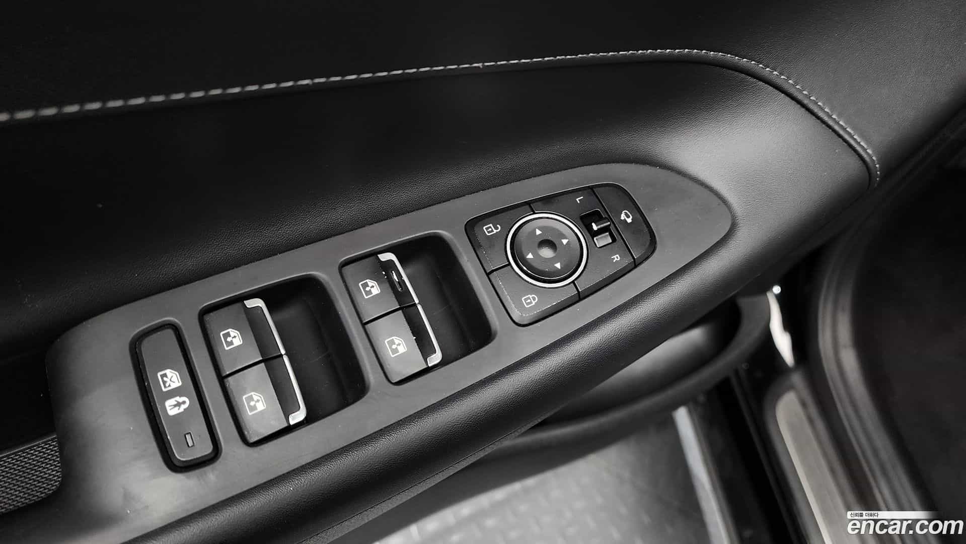 Grandeur Hyundai 2020.2-OPTION-041