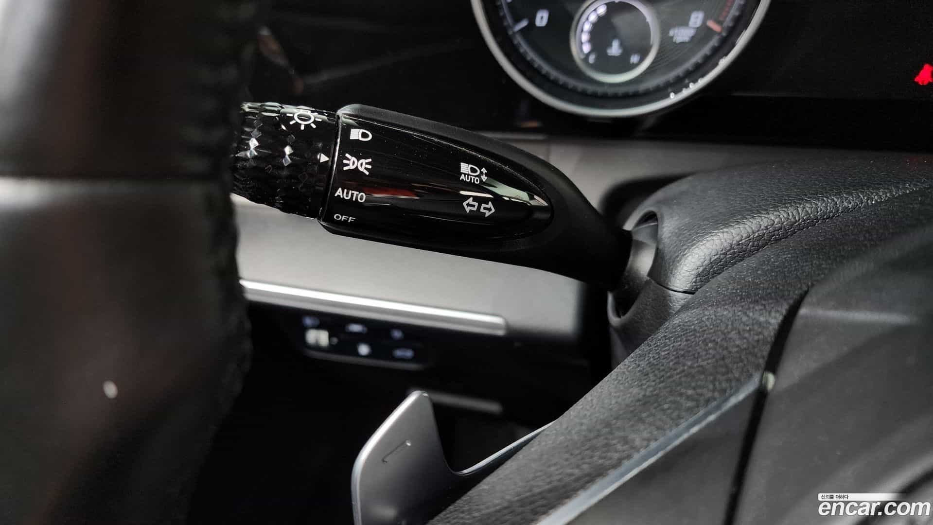 Grandeur Hyundai 2020.2-OPTION-042