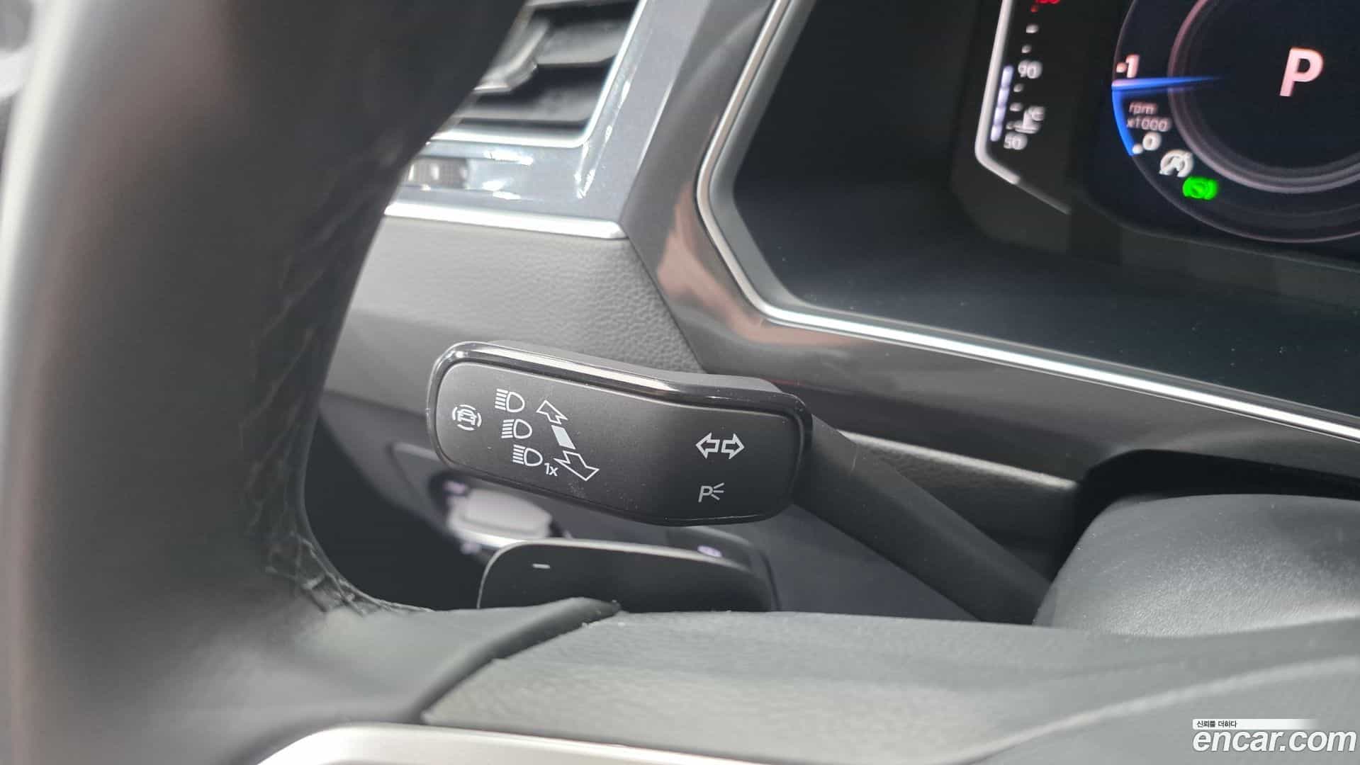 Tiguan Volkswagen 2024.3-OPTION-024