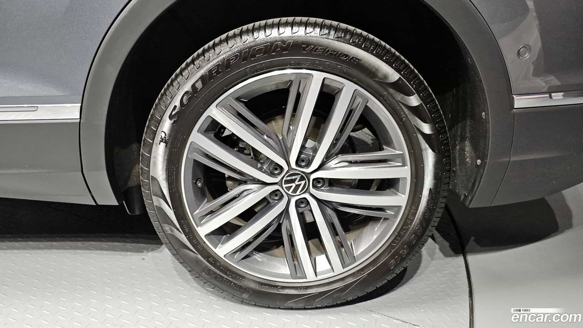 Tiguan Volkswagen 2024.3-OUTER-031