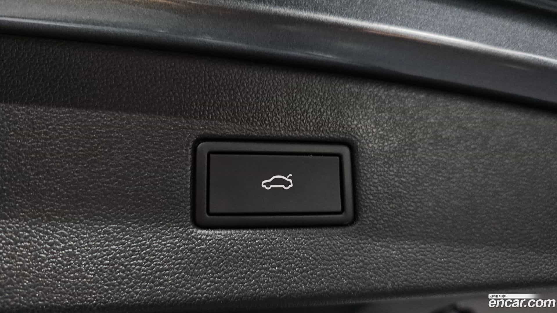 Tiguan Volkswagen 2024.3-OPTION-043