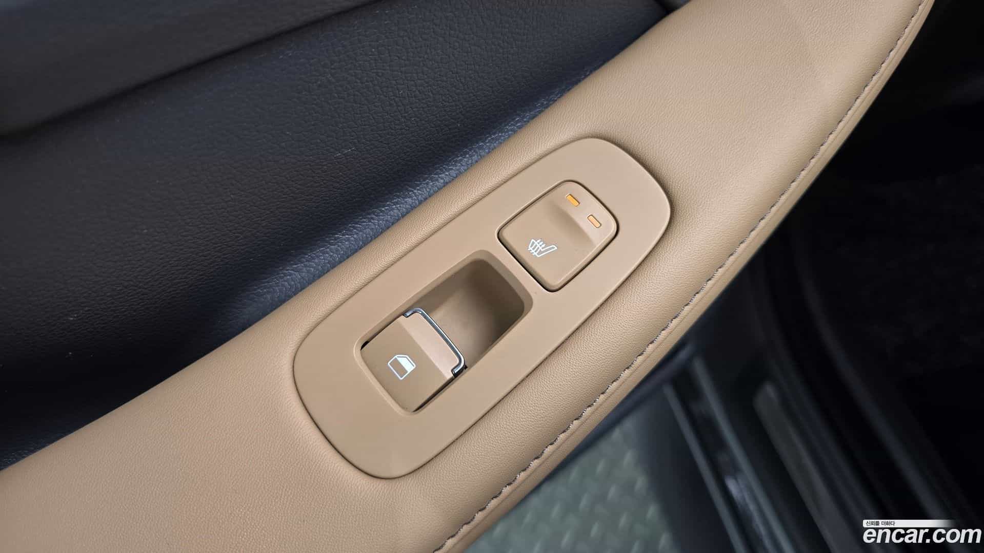 Sonata Hyundai 2019.5-OPTION-041