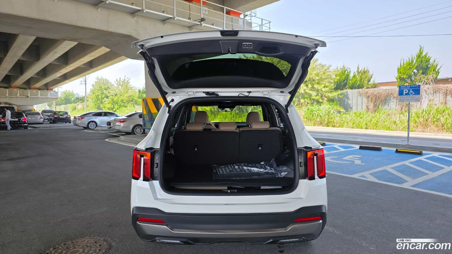 Sorento Kia 2025.1-OPTION-024