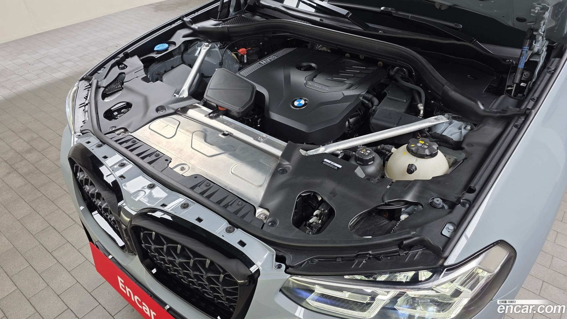 Main__Slider__Photo:X4 BMW 2025.3-5