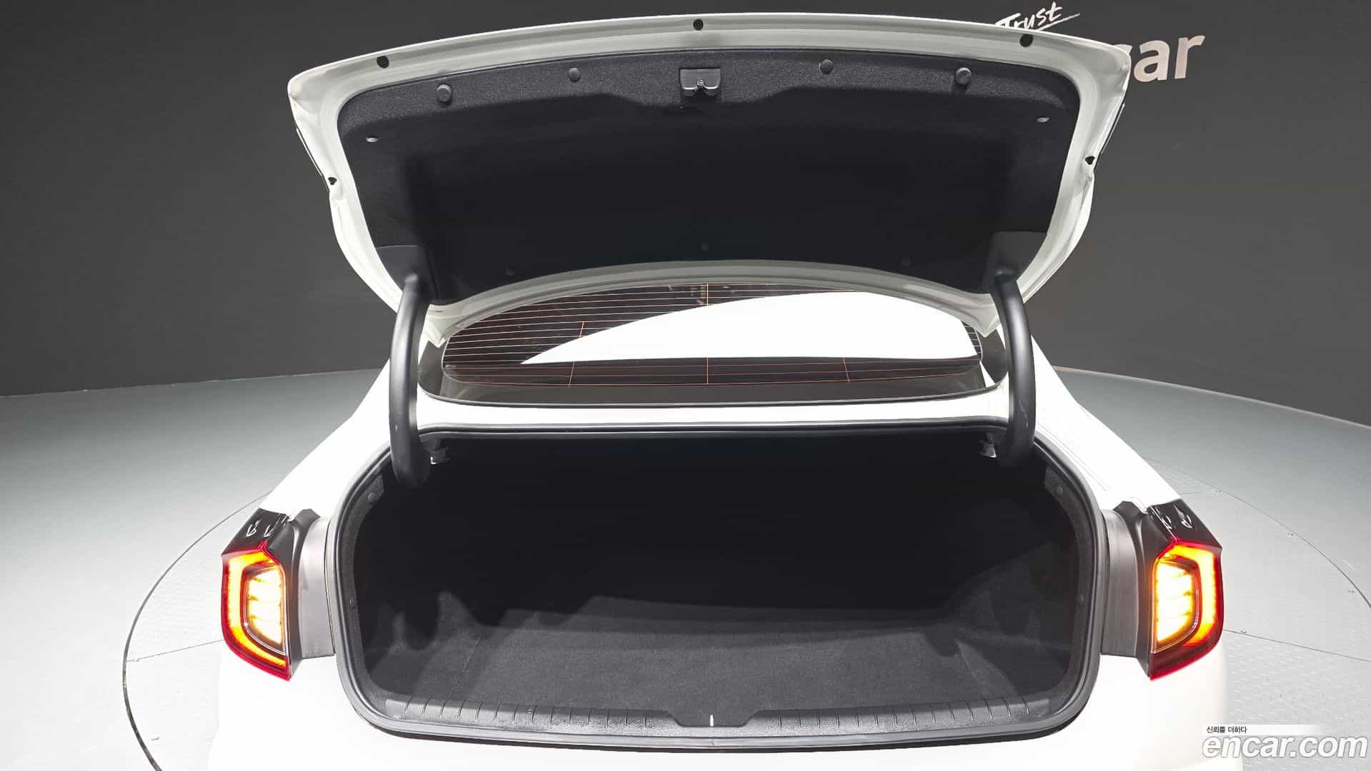 Sonata Hyundai 2022.6-OPTION-024
