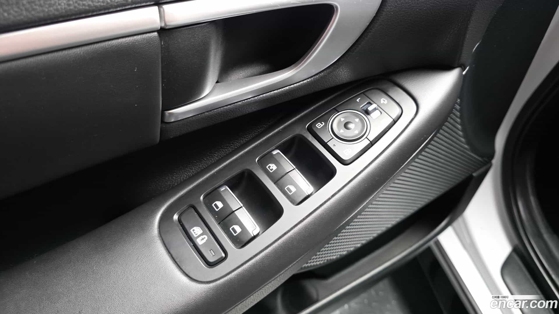 Sonata Hyundai 2022.6-OPTION-043