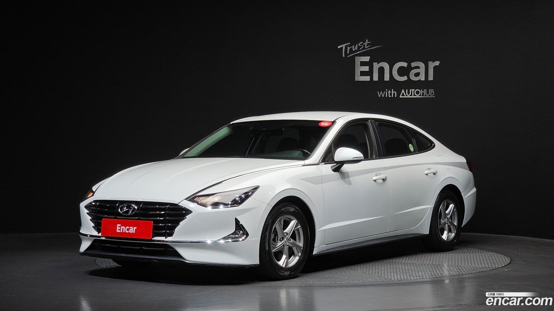 Main__Slider__Photo:Sonata Hyundai 2019.4-0
