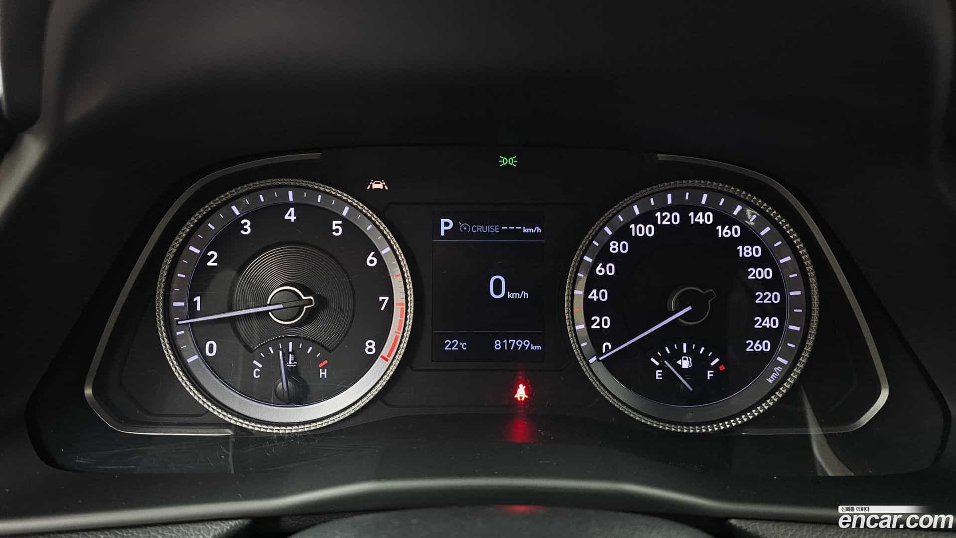 Sonata Hyundai 2019.4-INNER-008