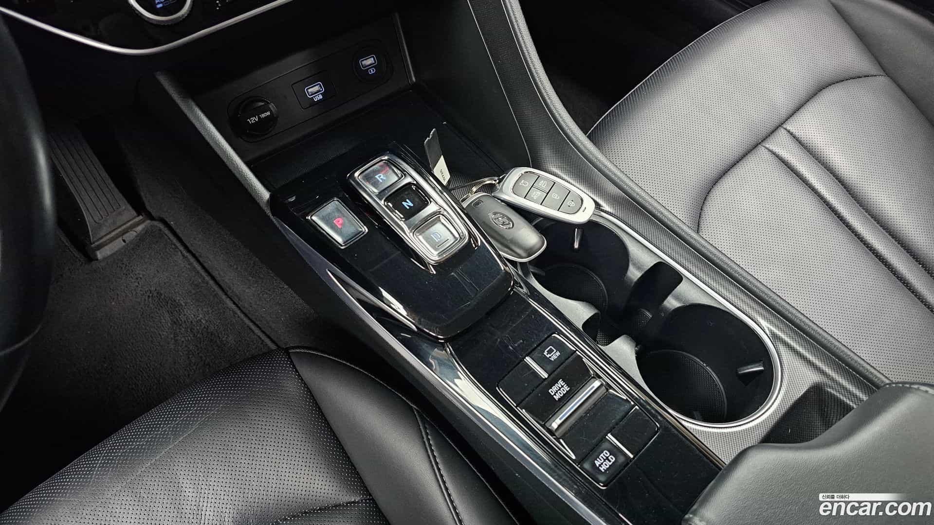 Sonata Hyundai 2019.4-INNER-009