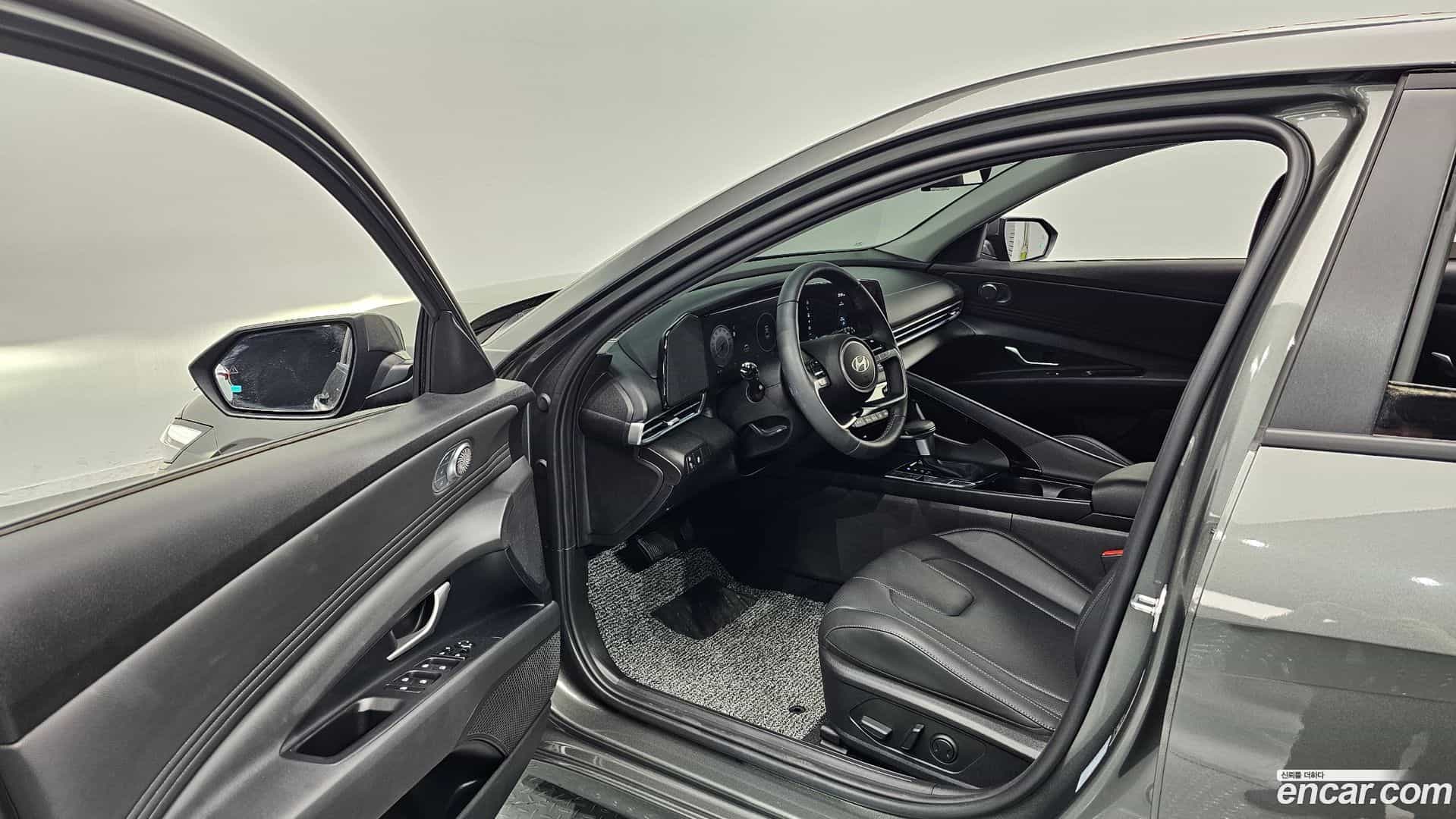 AVANTE Hyundai 2026.0-INNER-010