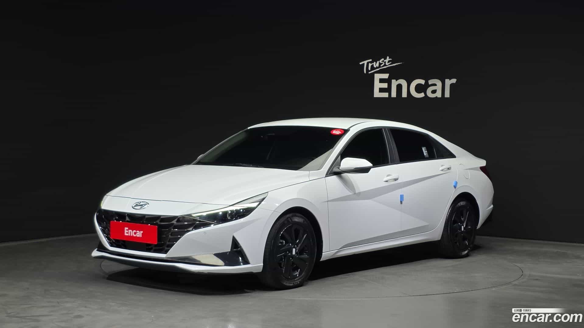 AVANTE Hyundai 2022.4-OUTER-001