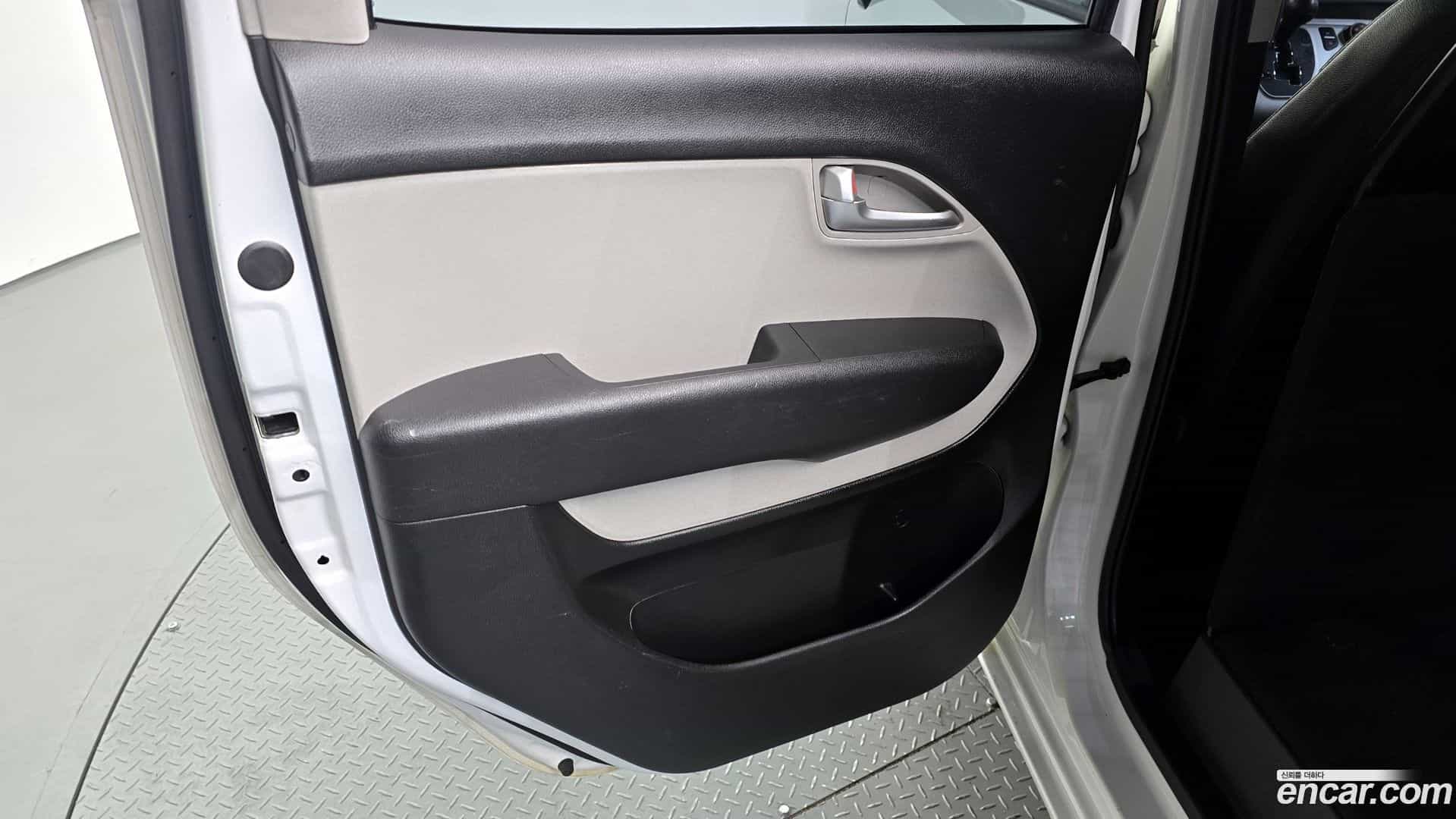 RAY Kia 2021.10-INNER-035