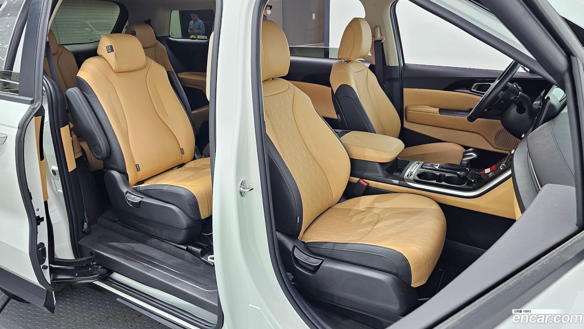 Main__Slider__Photo:Canival Kia 2022.11-10