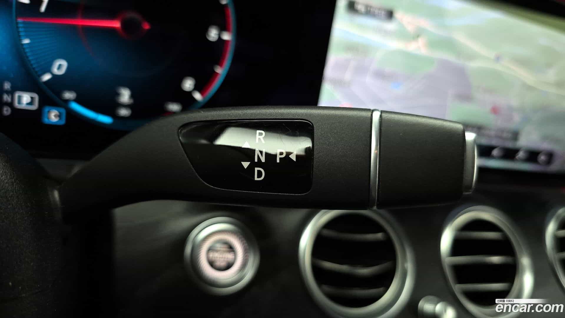 E-Class Mercedes-Benz 2021.0-INNER-009