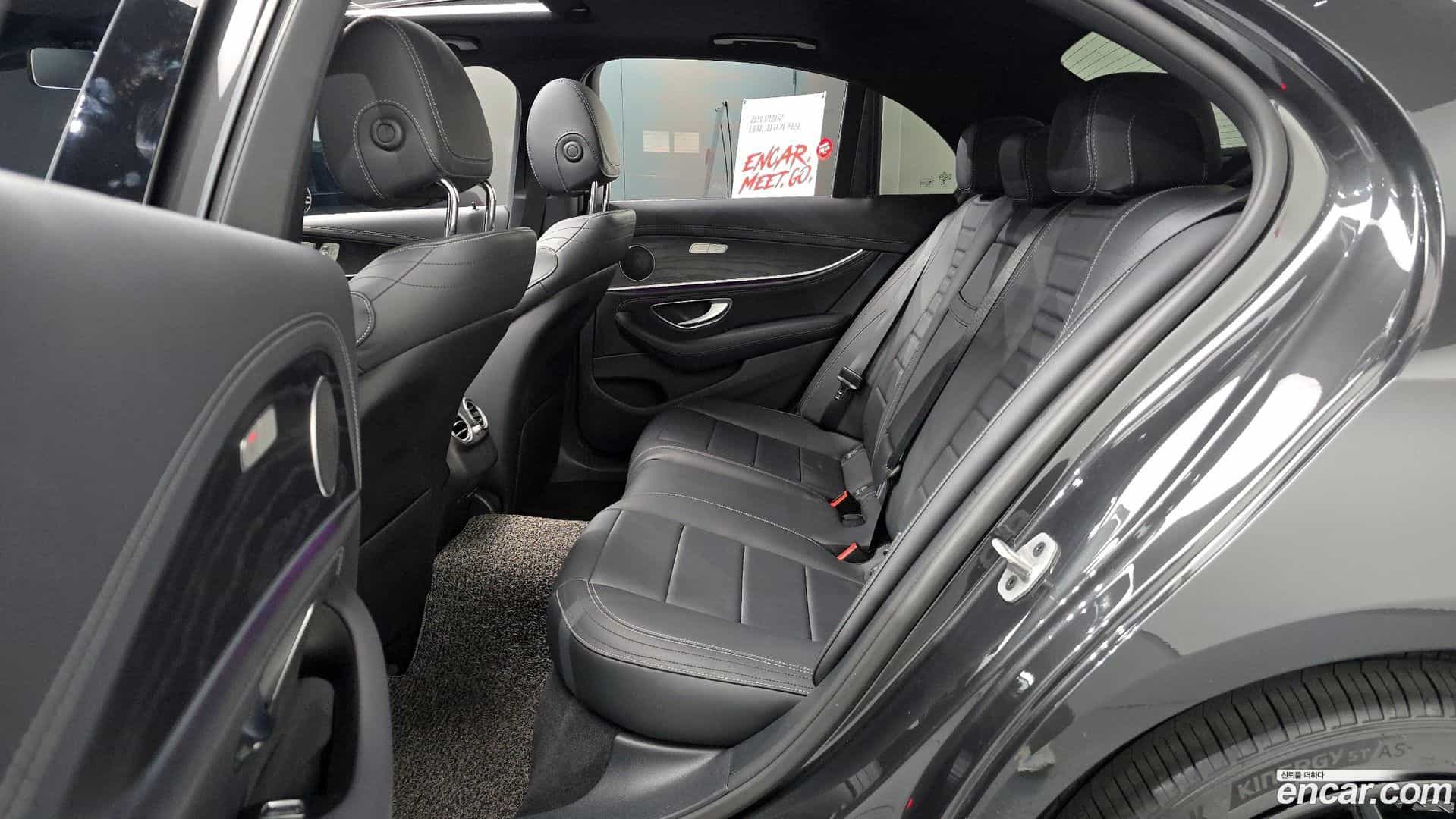 E-Class Mercedes-Benz 2021.0-OPTION-016