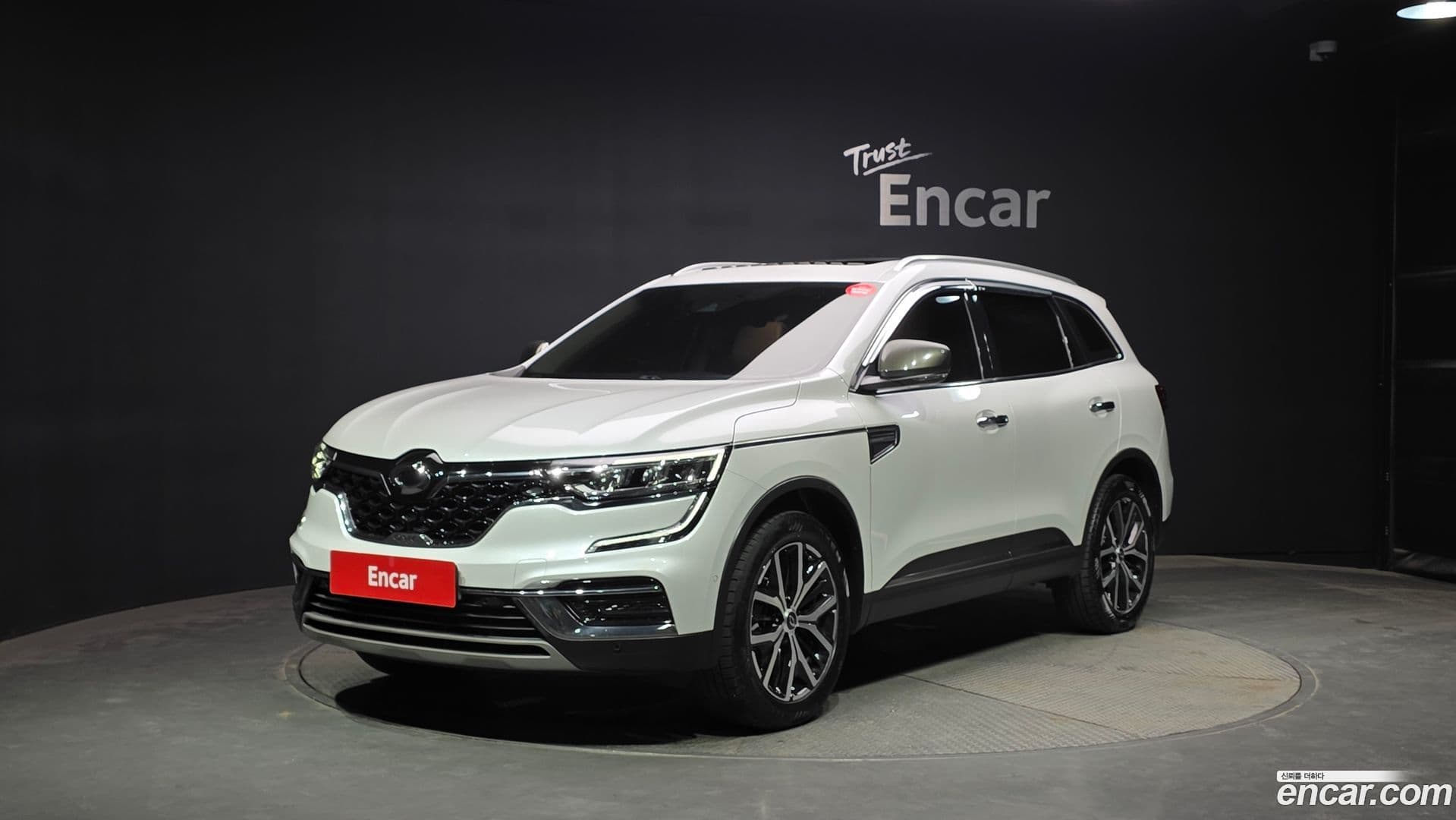 Main__Slider__Photo:QM6 Renault Korea 2021.11-0