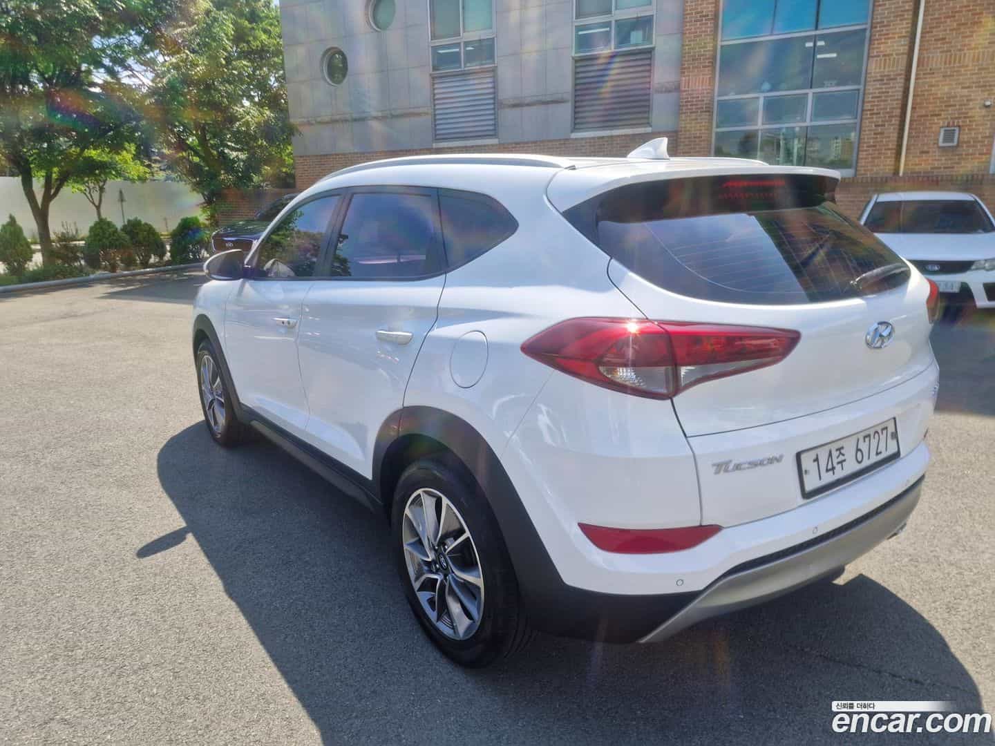Tucson Hyundai 2017.8-OUTER-006