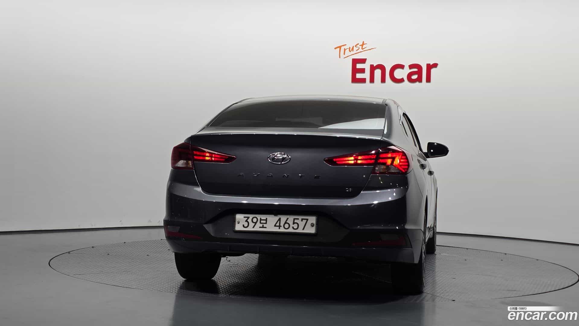 AVANTE Hyundai 2019.0-OUTER-004