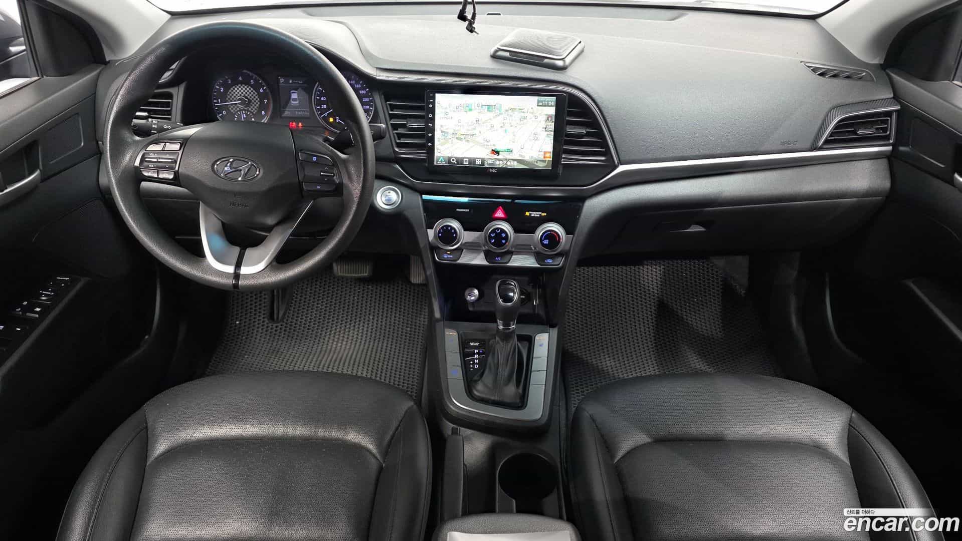 AVANTE Hyundai 2019.0-INNER-007