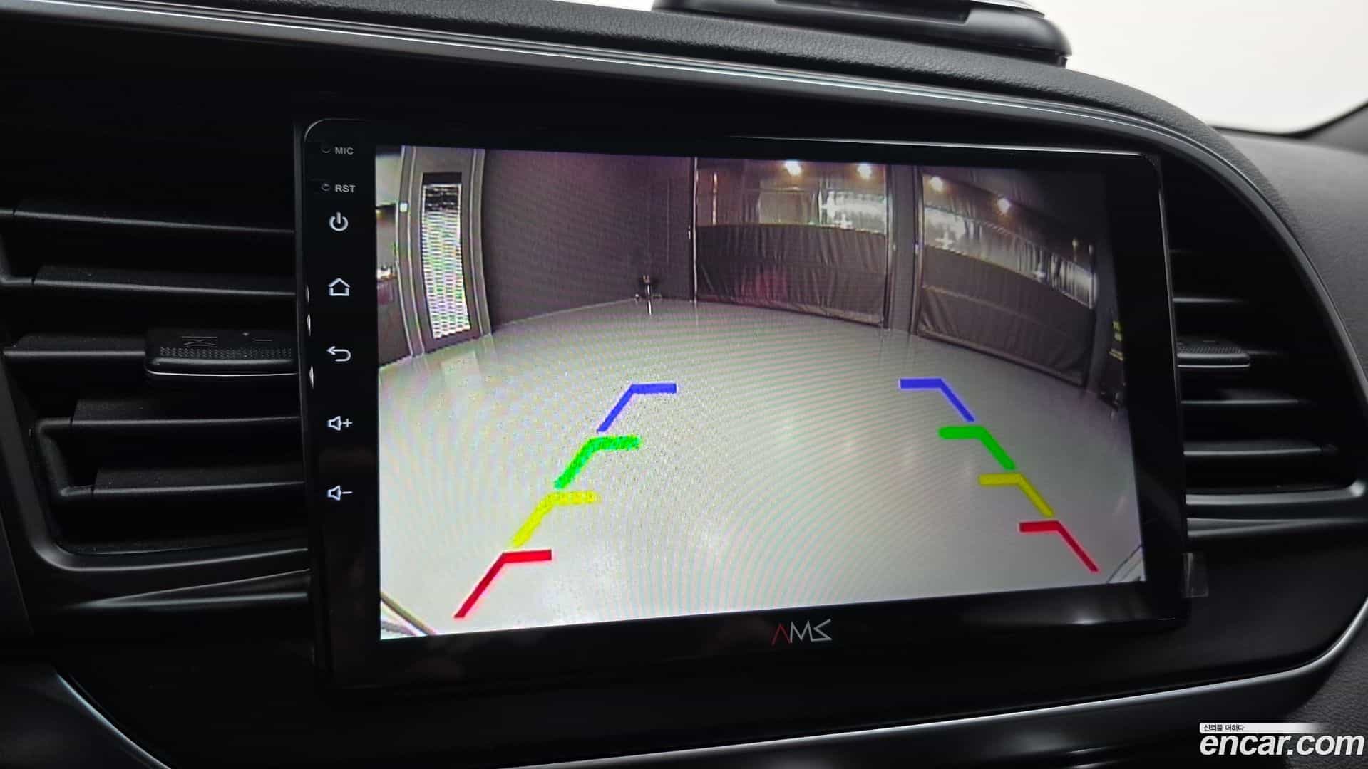 AVANTE Hyundai 2019.0-OPTION-019