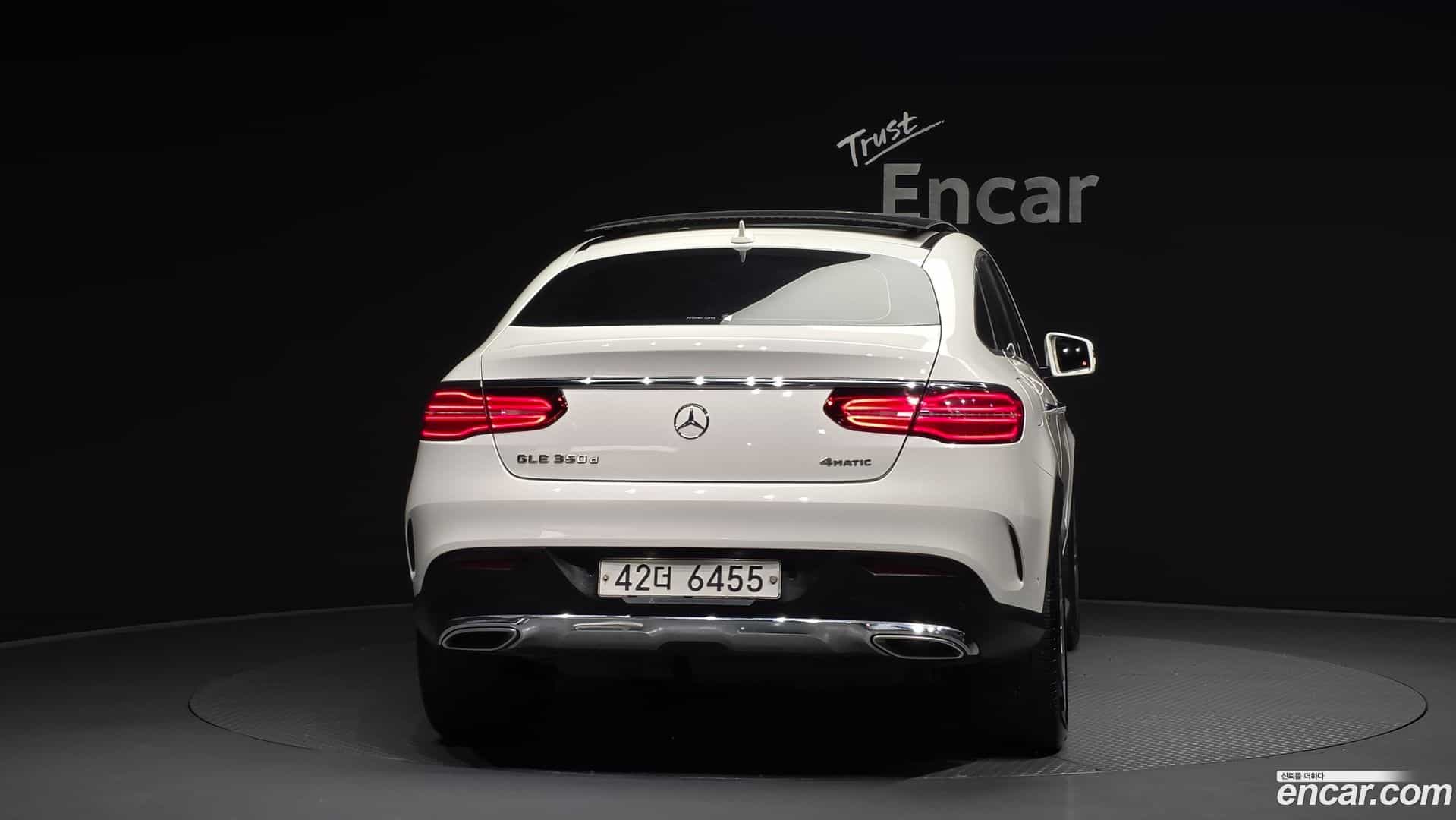 GLE-Class Mercedes-Benz 2017.3-OUTER-004