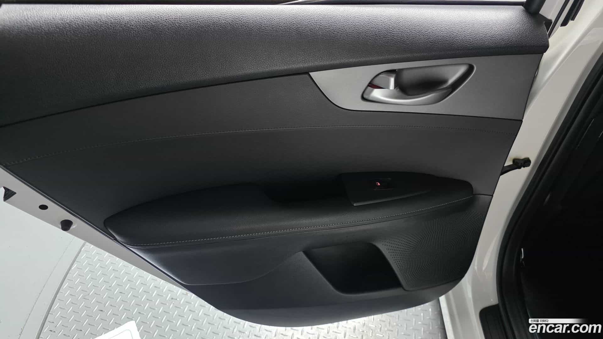 K3 Kia 2018.3-INNER-035