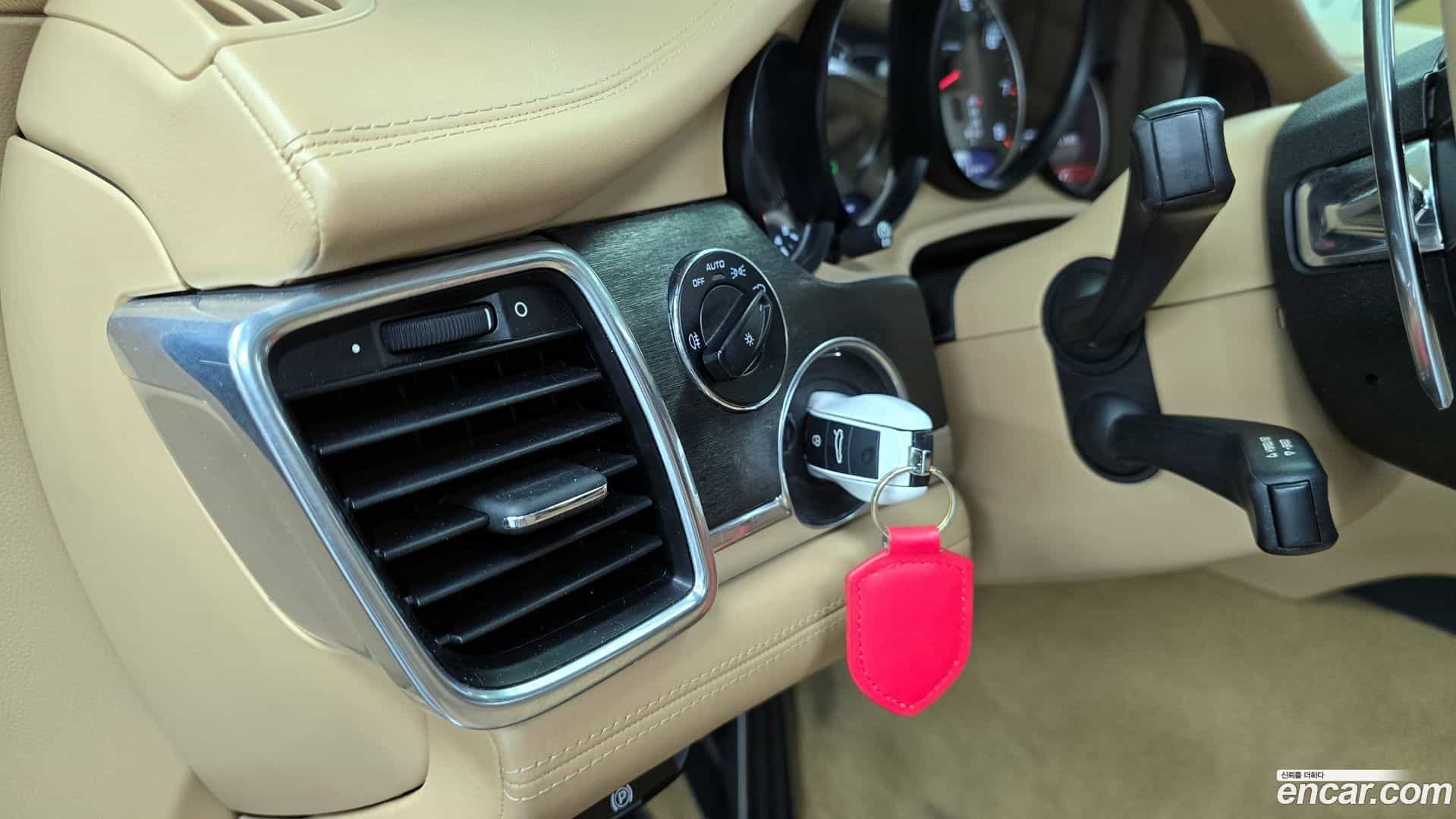 Panamera Porsche 2014.7-OPTION-021