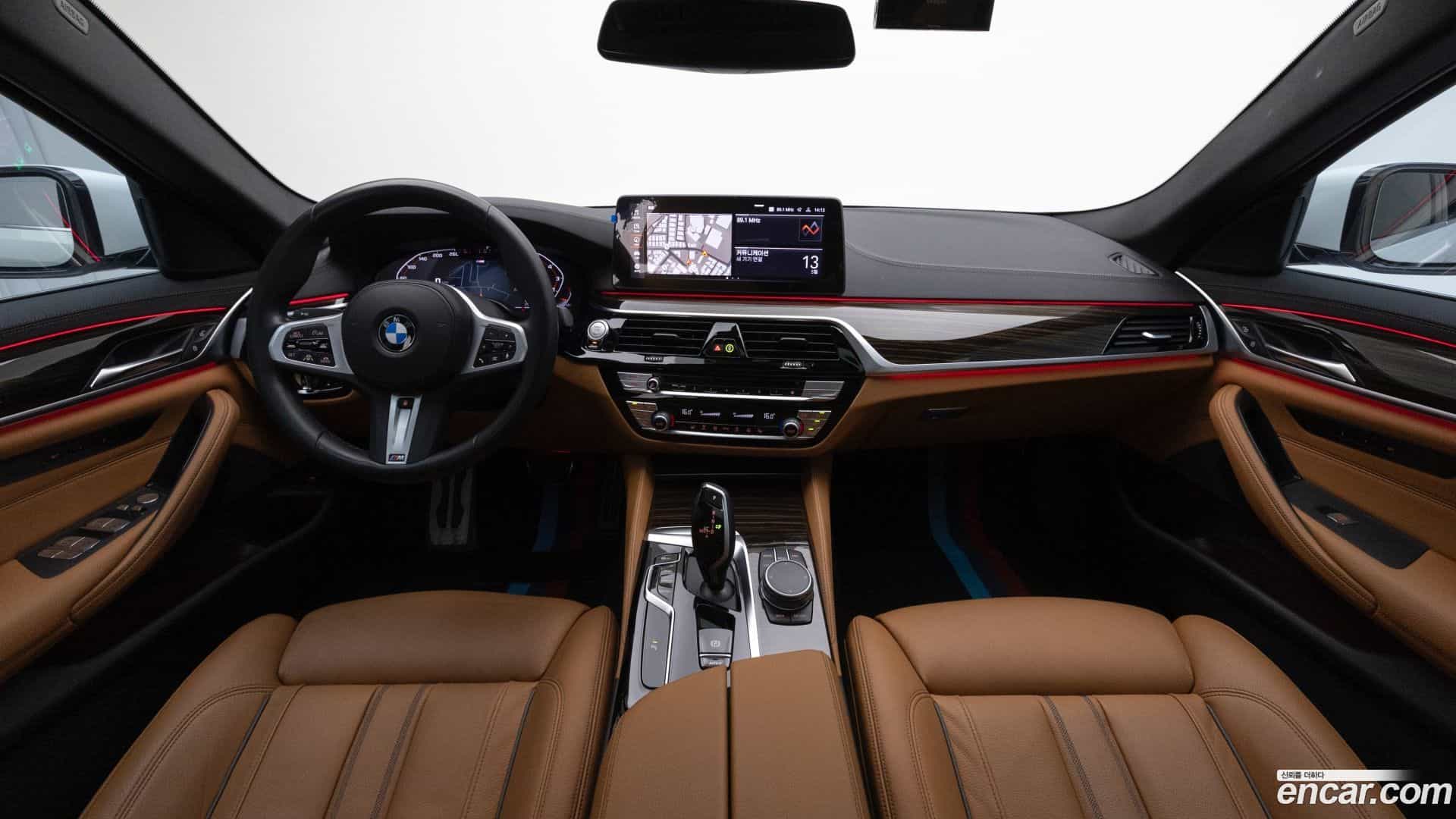 5-Series BMW 2022.2-INNER-007