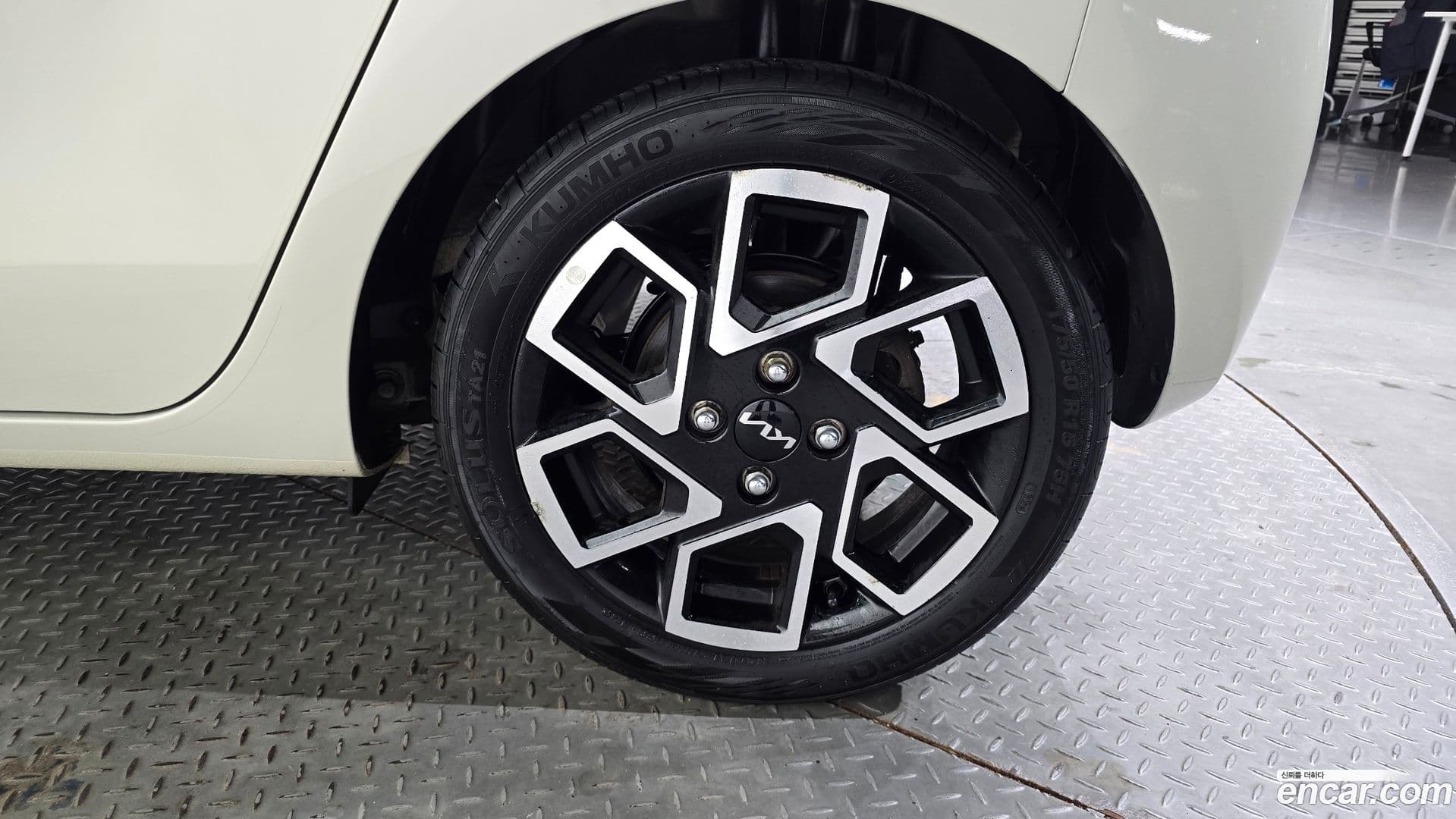 Main__Slider__Photo:RAY Kia 2023.4-20