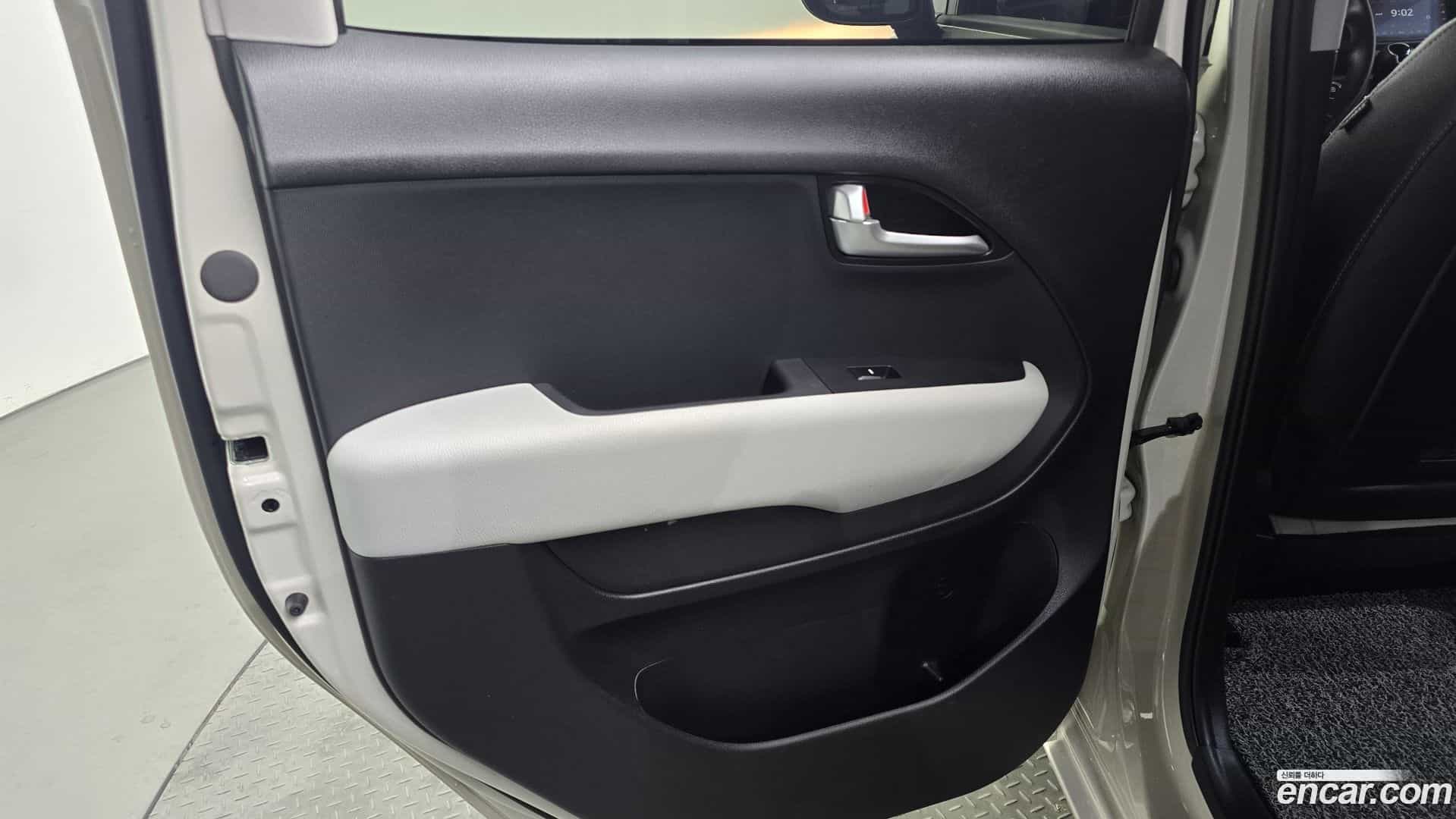 RAY Kia 2023.4-INNER-035