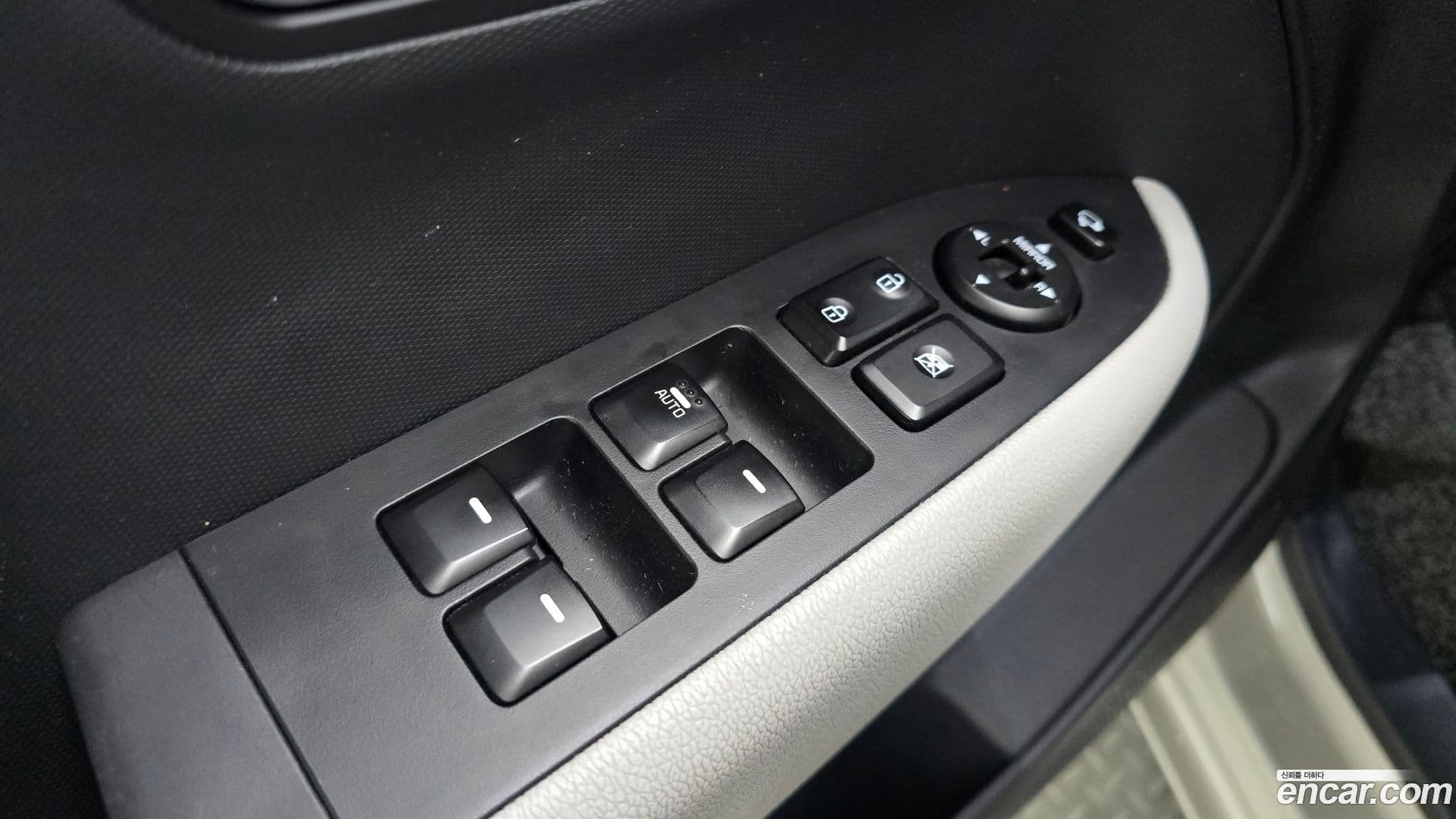 Main__Slider__Photo:RAY Kia 2023.4-26
