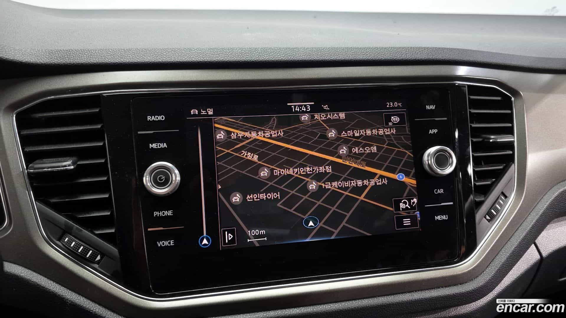 T-Roc Volkswagen 2021.5-OPTION-018