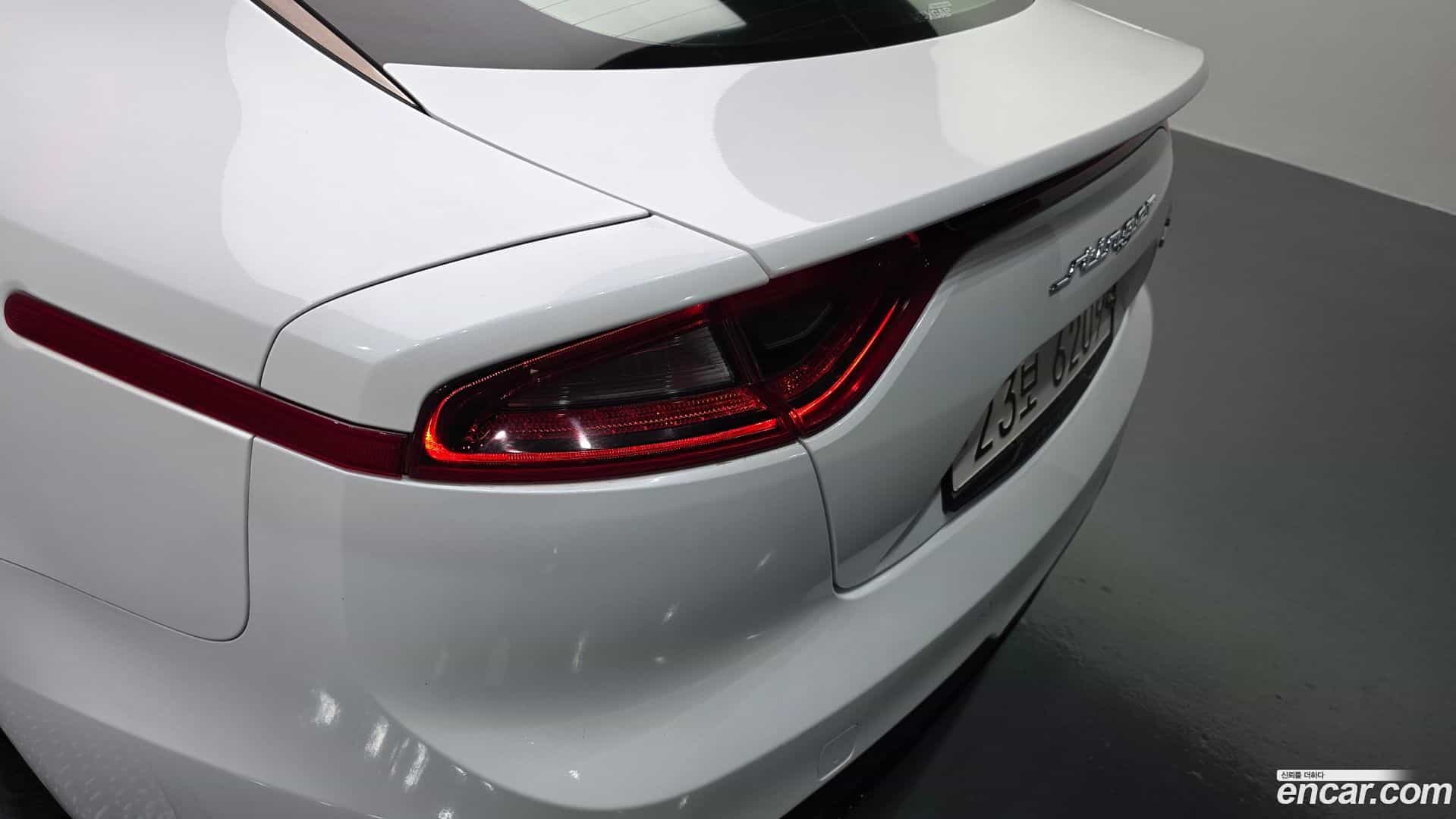 Stinger Kia 2017.8-OUTER-033