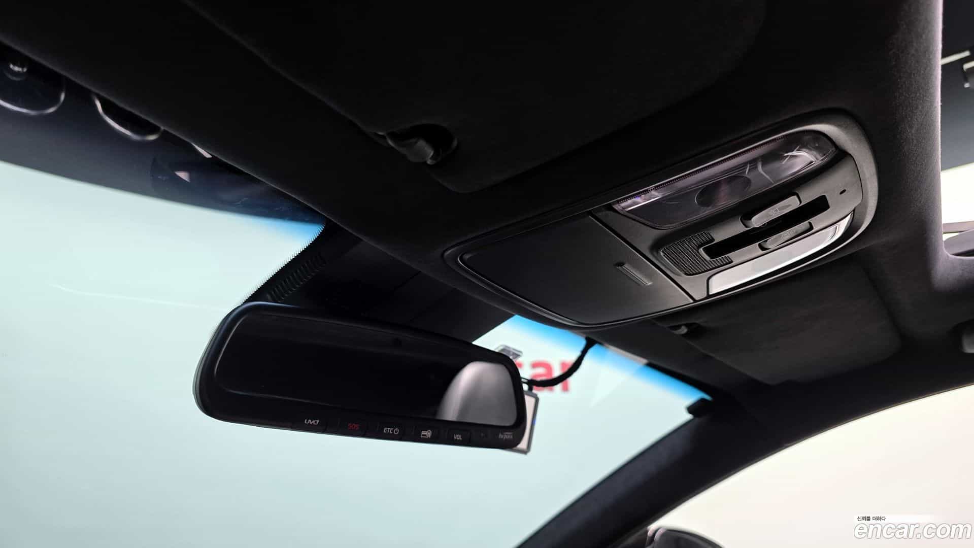 Stinger Kia 2017.8-OPTION-044