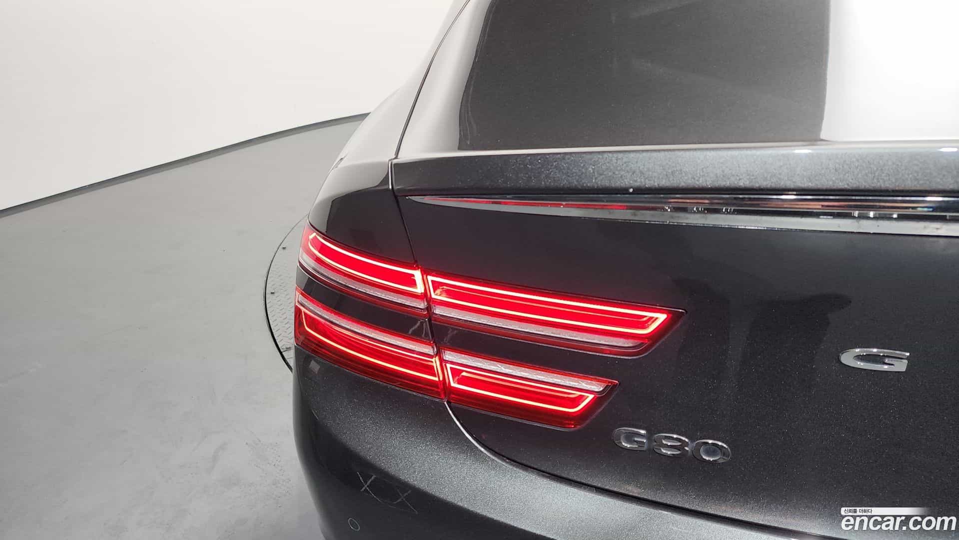 G80 Genesis 2022.2-OUTER-033