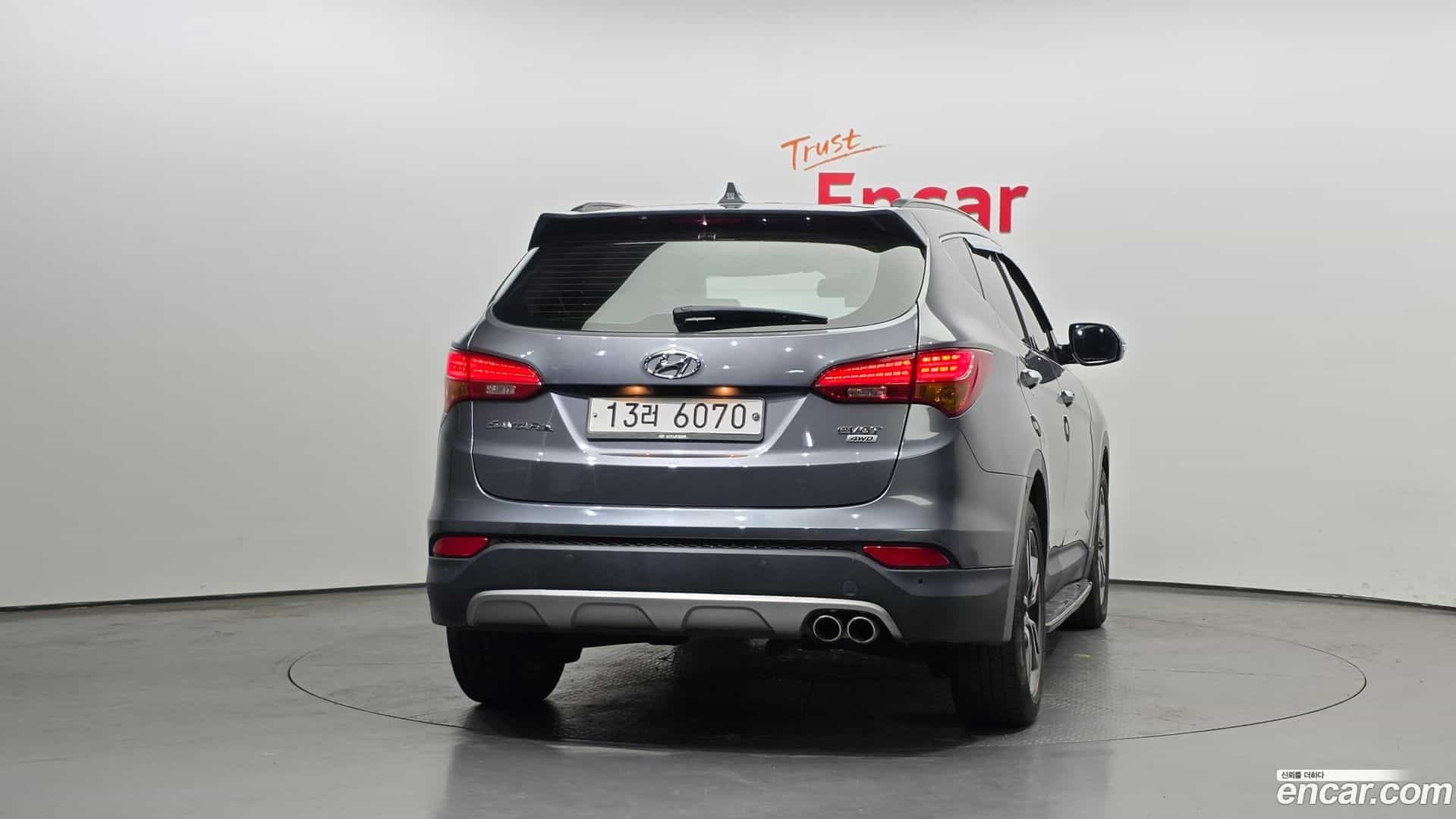 Santafe Hyundai 2015.2-OUTER-004