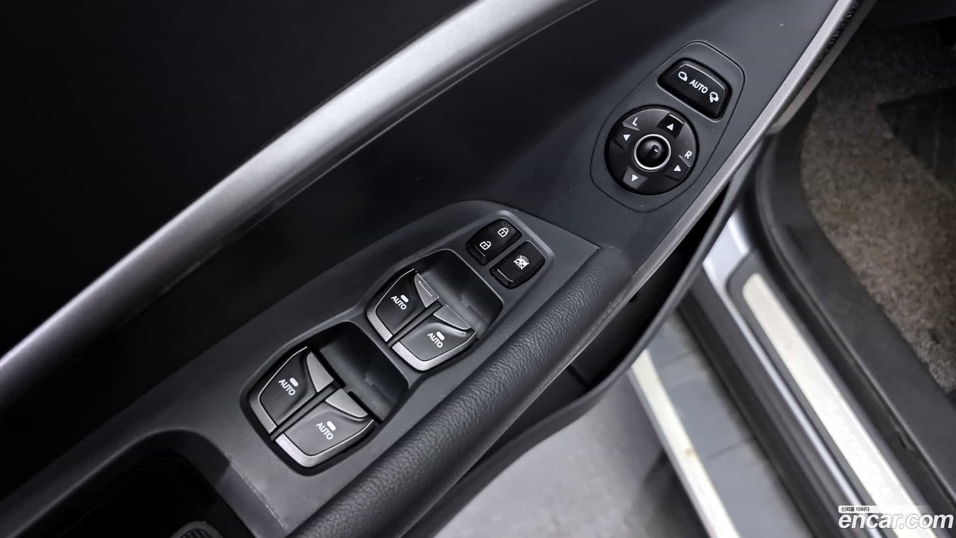 Santafe Hyundai 2015.2-OPTION-017