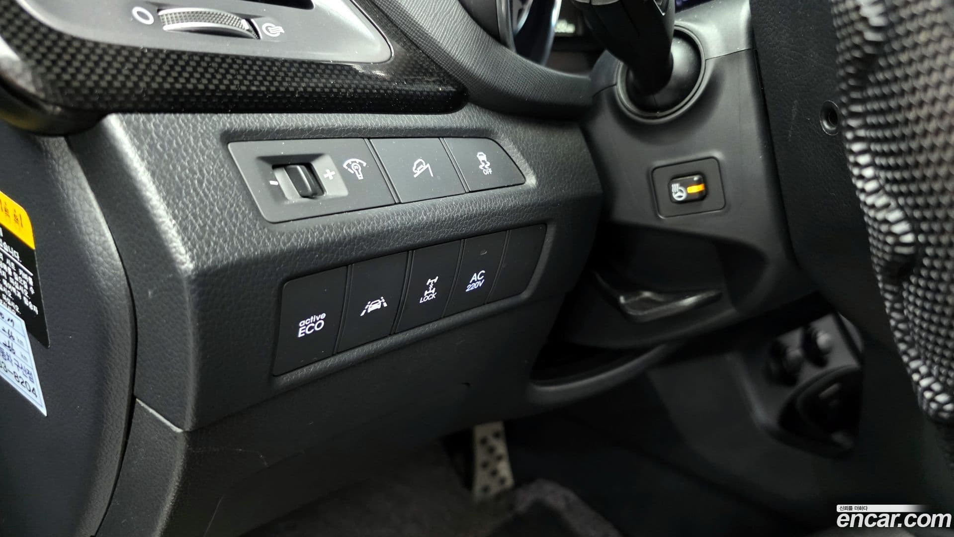 Main__Slider__Photo:Santafe Hyundai 2015.2-13