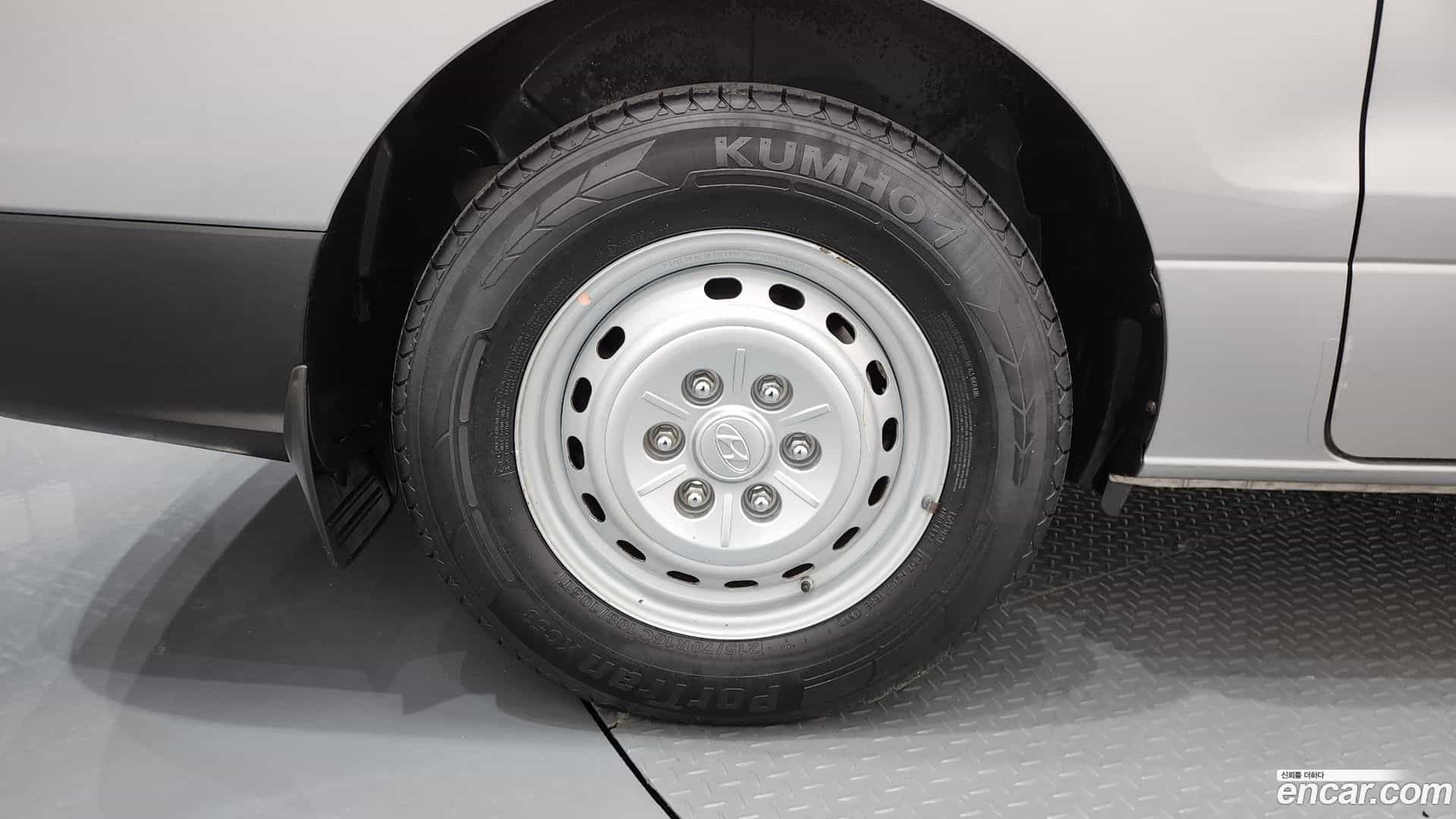 Starex Hyundai 2019.1-OUTER-005