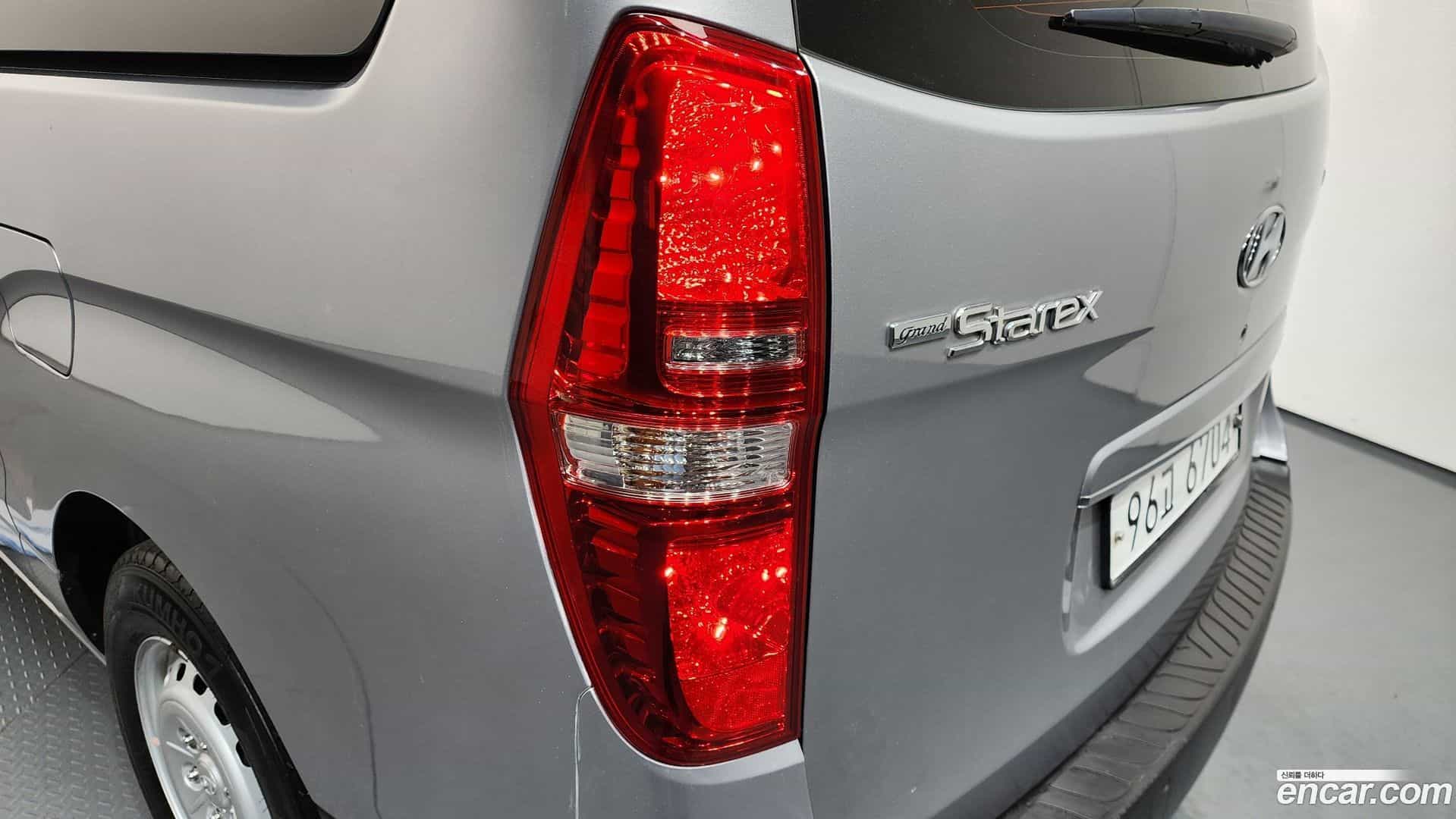 Starex Hyundai 2019.1-OUTER-033
