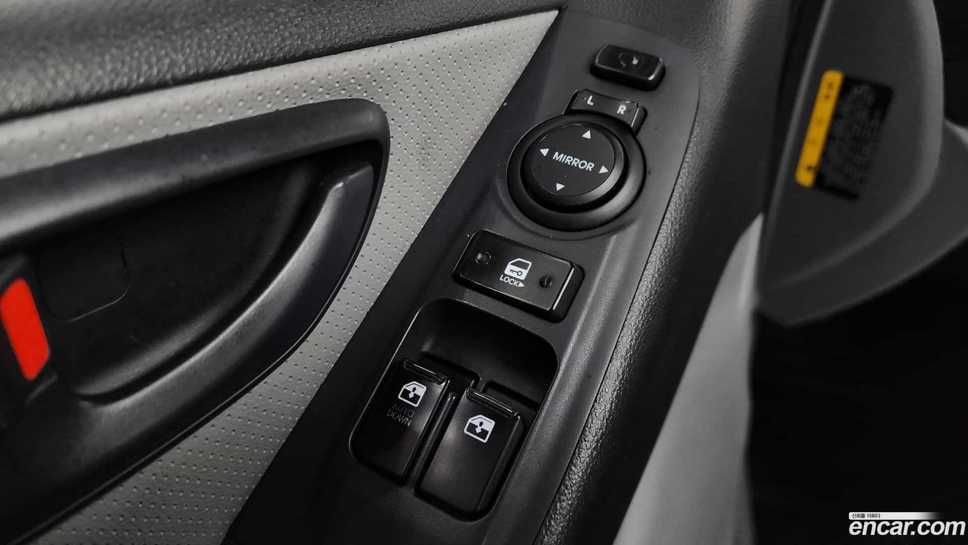 Starex Hyundai 2019.1-OPTION-047