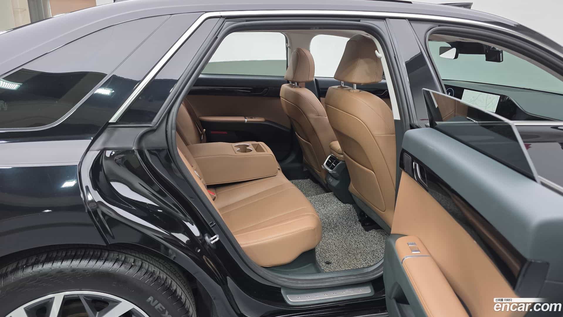 Grandeur Hyundai 2024.9-OPTION-015