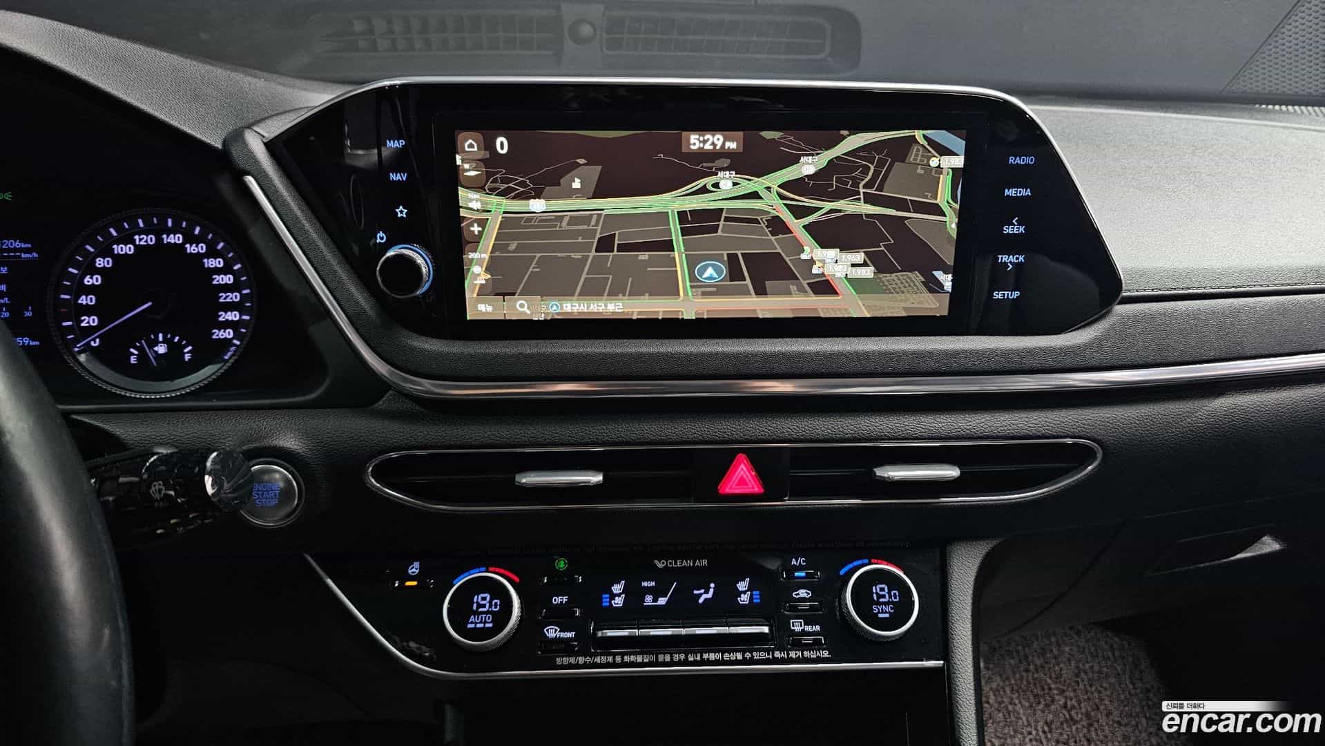 Sonata Hyundai 2019.10-OPTION-016