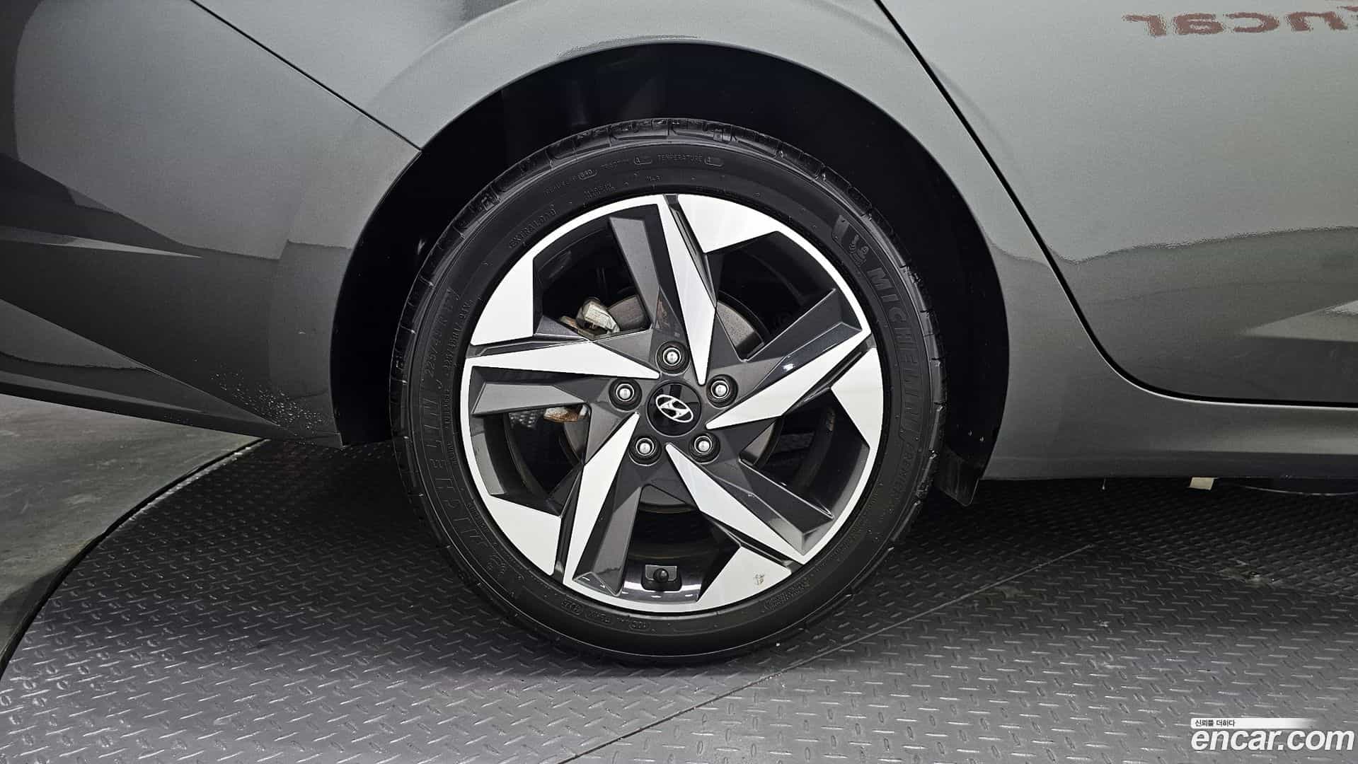 AVANTE Hyundai 2023.4-OUTER-005