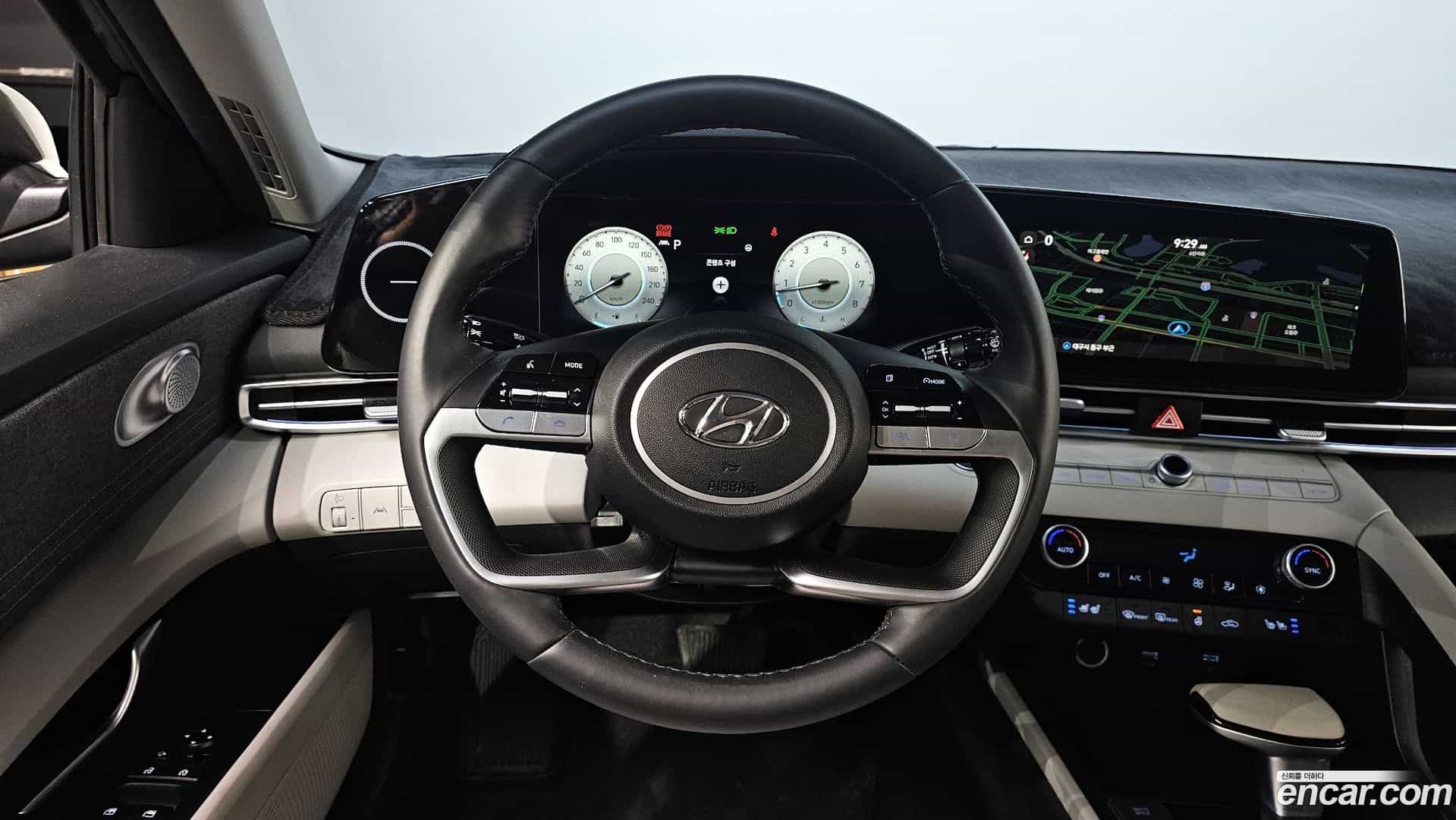 AVANTE Hyundai 2023.4-OPTION-017