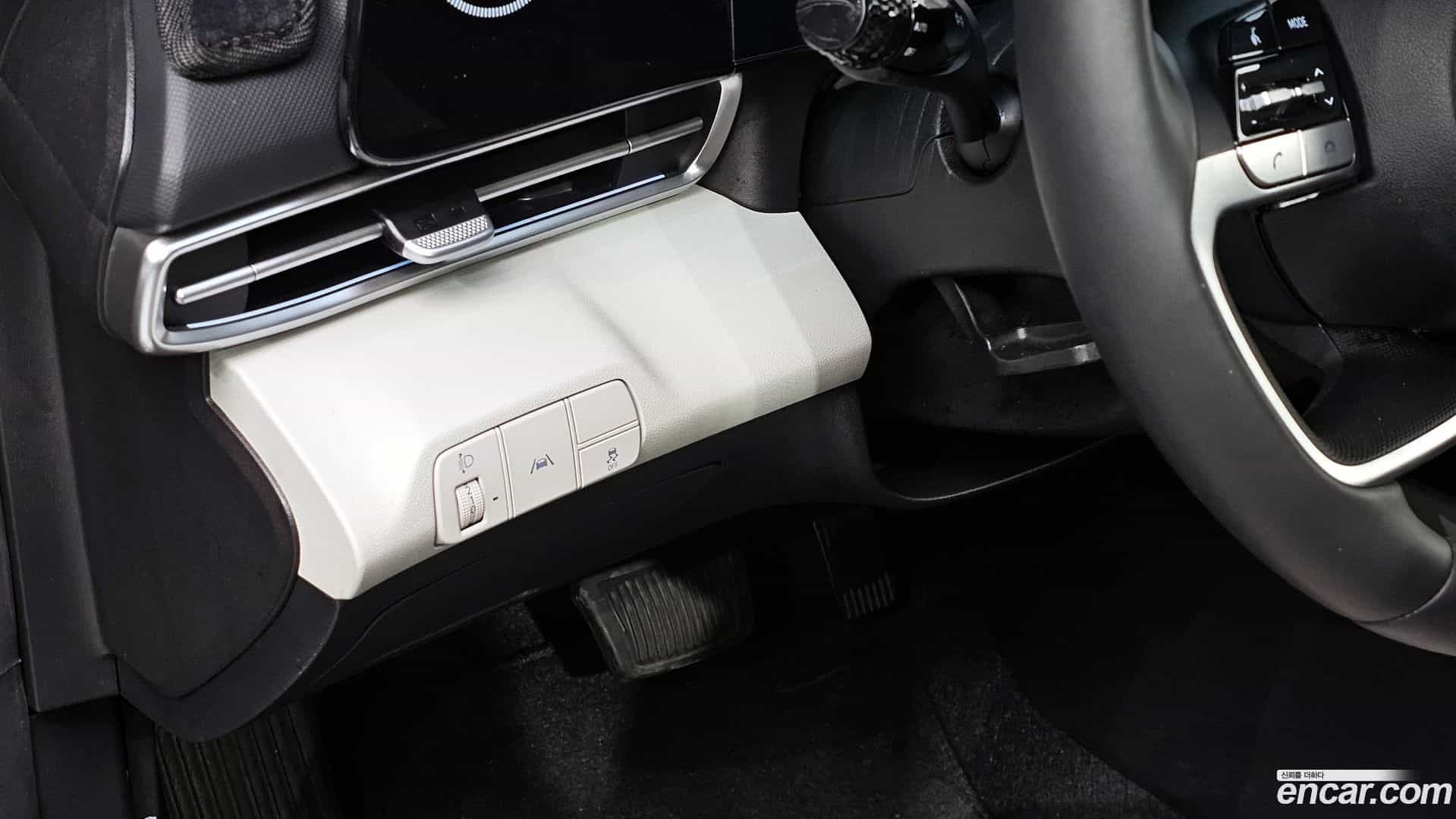 AVANTE Hyundai 2023.4-OPTION-023