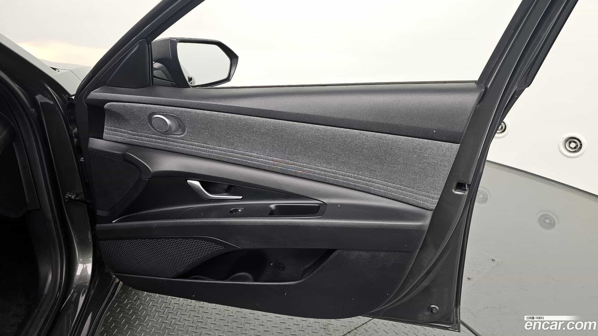 AVANTE Hyundai 2023.4-INNER-034